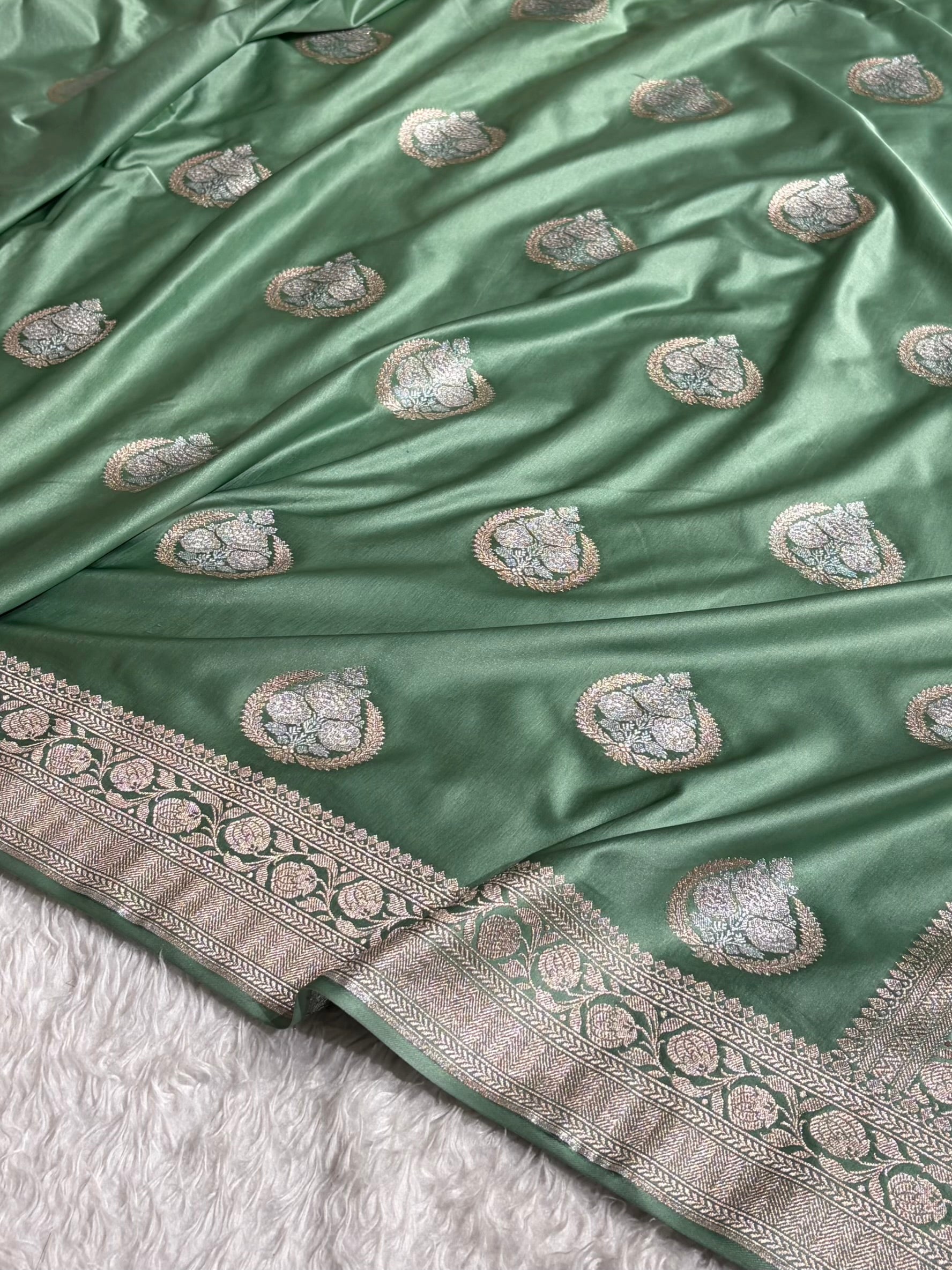 Sea Green Sona Rupa Floral Motif Mashru Silk Saree MCS35