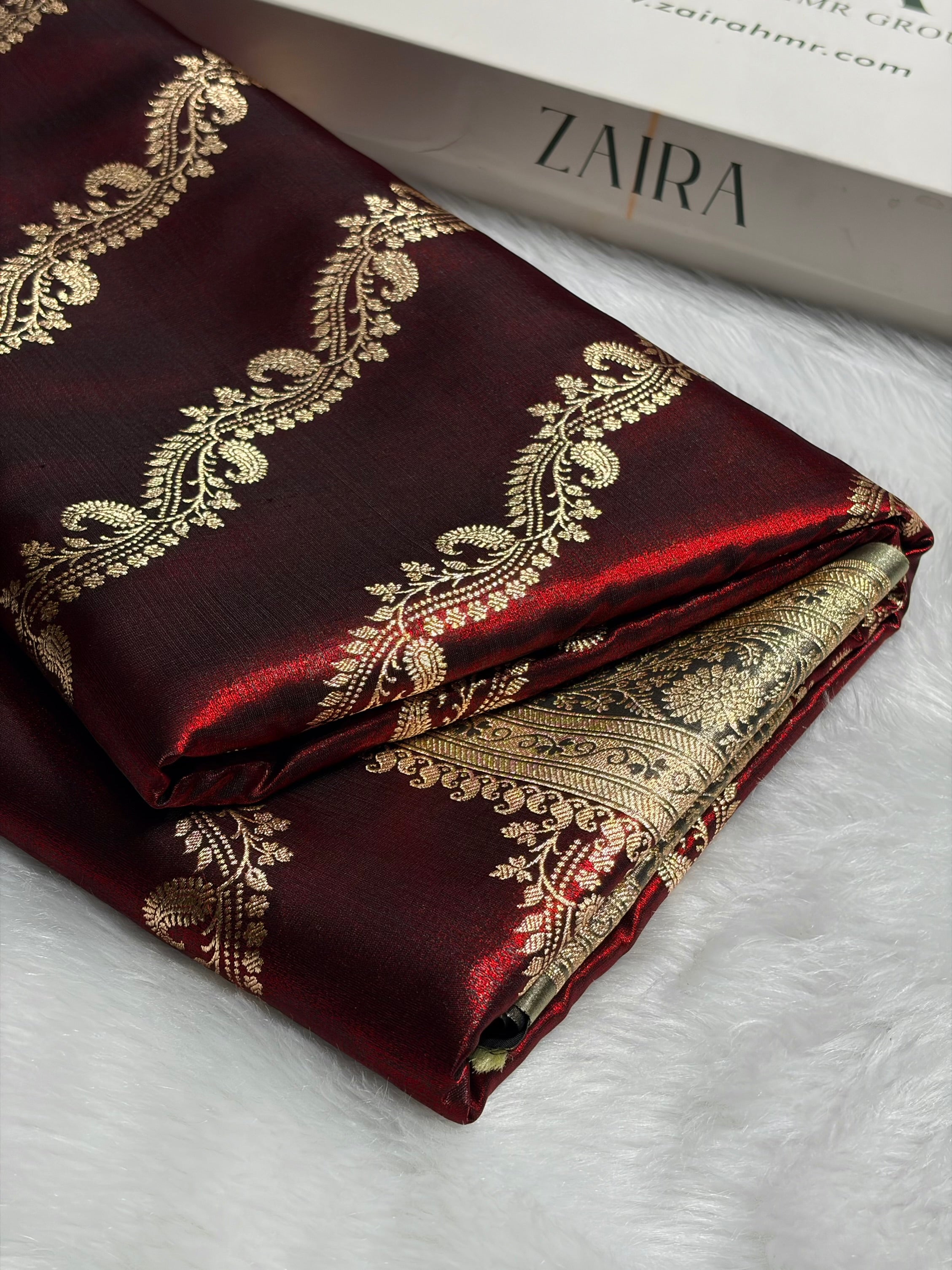 Maroon Contrast Shades Cross Pattern Banarasi Satin Silk Saree SS39