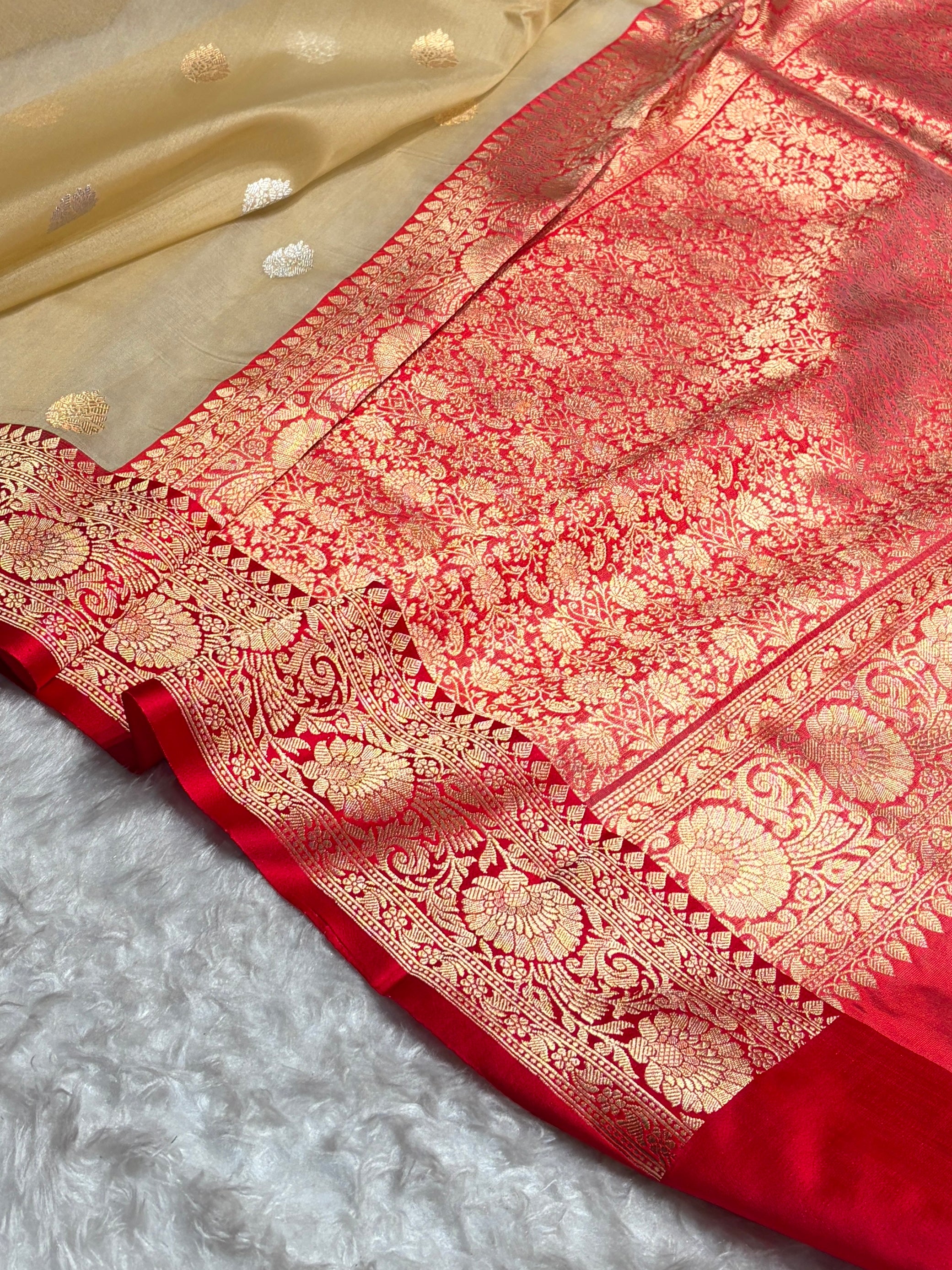 Contrast Pure Banarasi Organza Tusser With Red Floral Banarasi Silk Saree PO-11