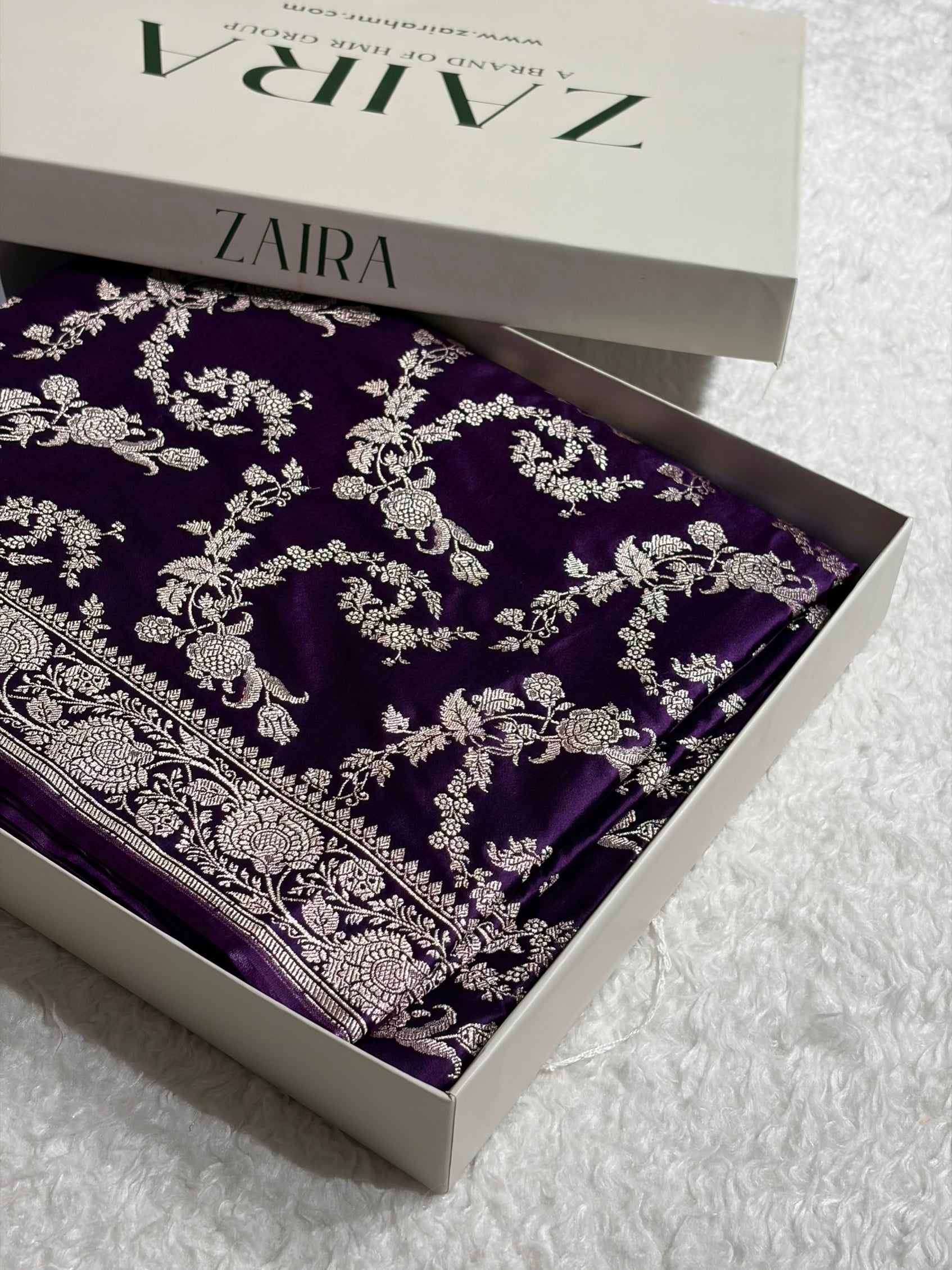 Banarasi Floral Jaal Pattern in Purple Shades Floral Mashru Silk Saree MCS104