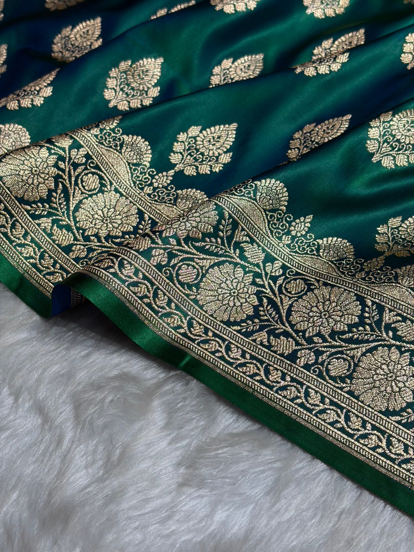Green Cross Floral Boota Pattern Satin Katan Silk saree SK45