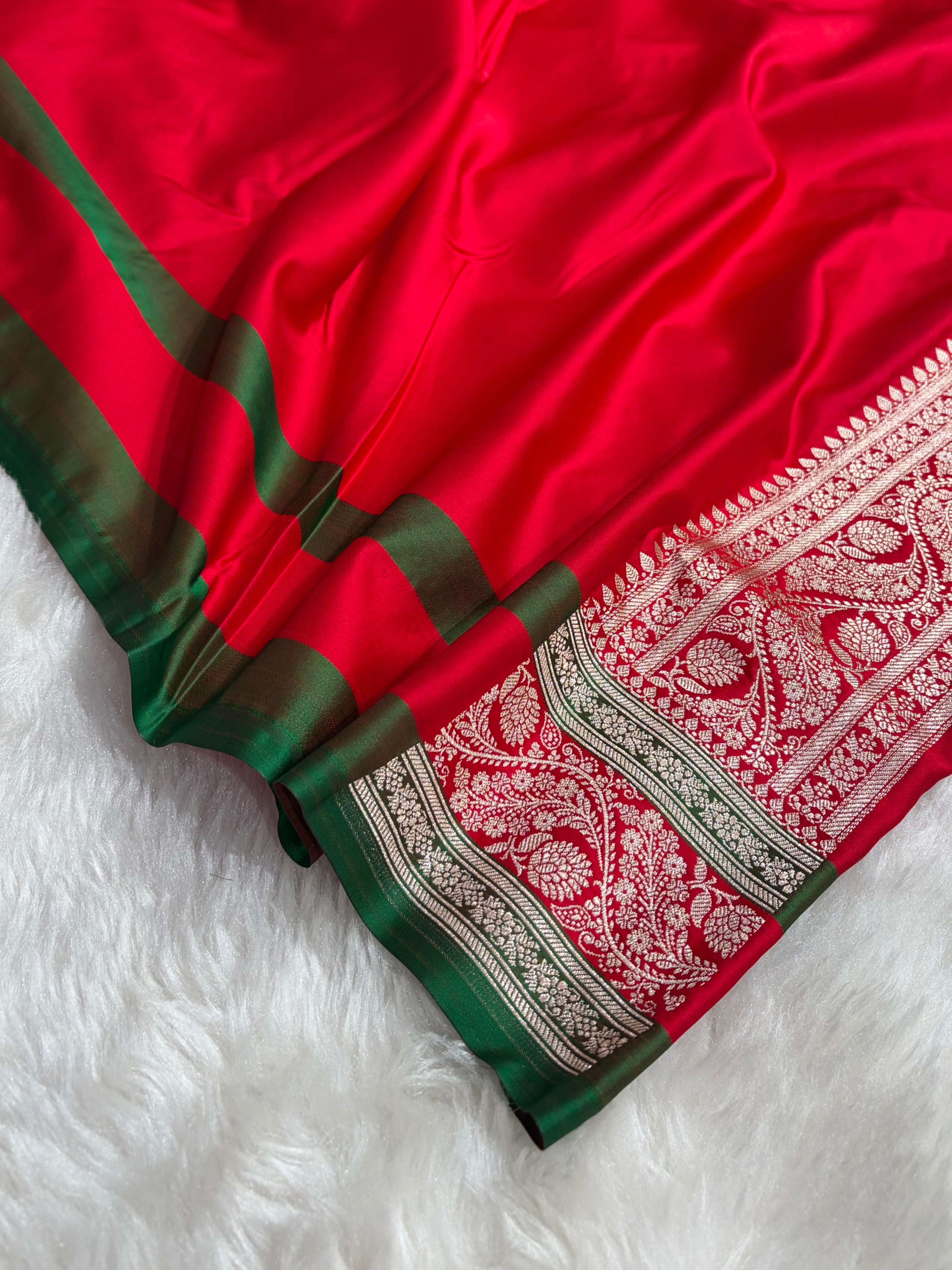 Banarasi Orange With Contrast Red Floral Border Mashru Silk Saree MSM-101