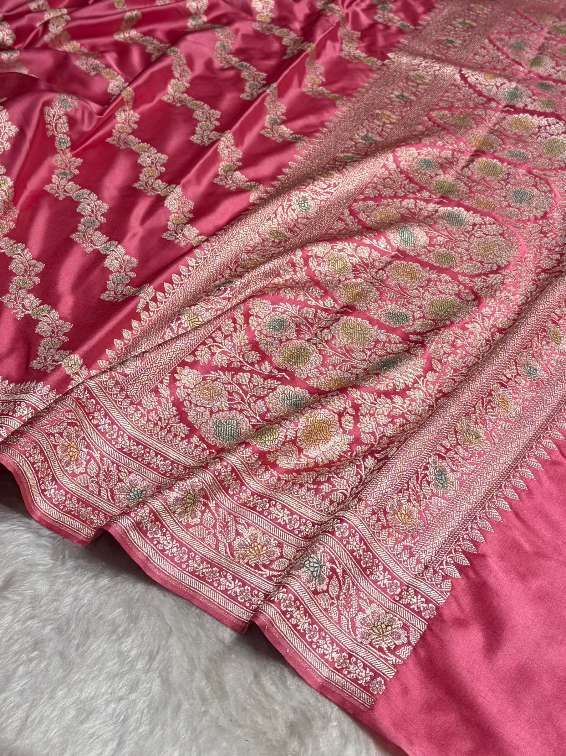 Baby Shades Banarasi Minakari Mashru Silk Saree With Cross Pattern MS02