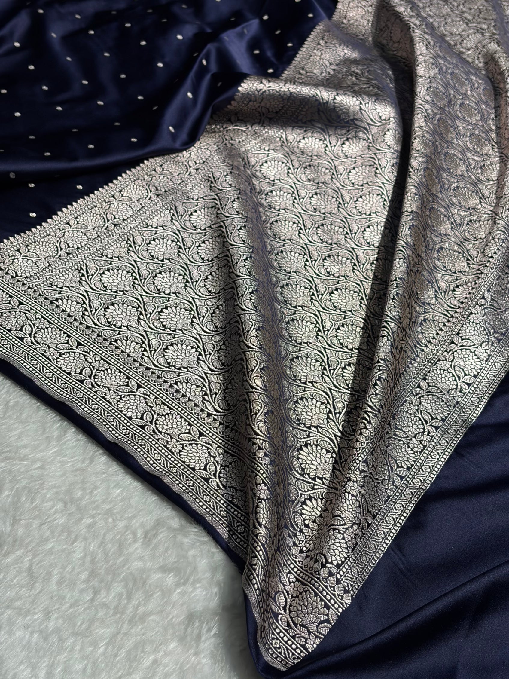 Dark Navy Blue Shades Booti Mashru Silk Saree MS65