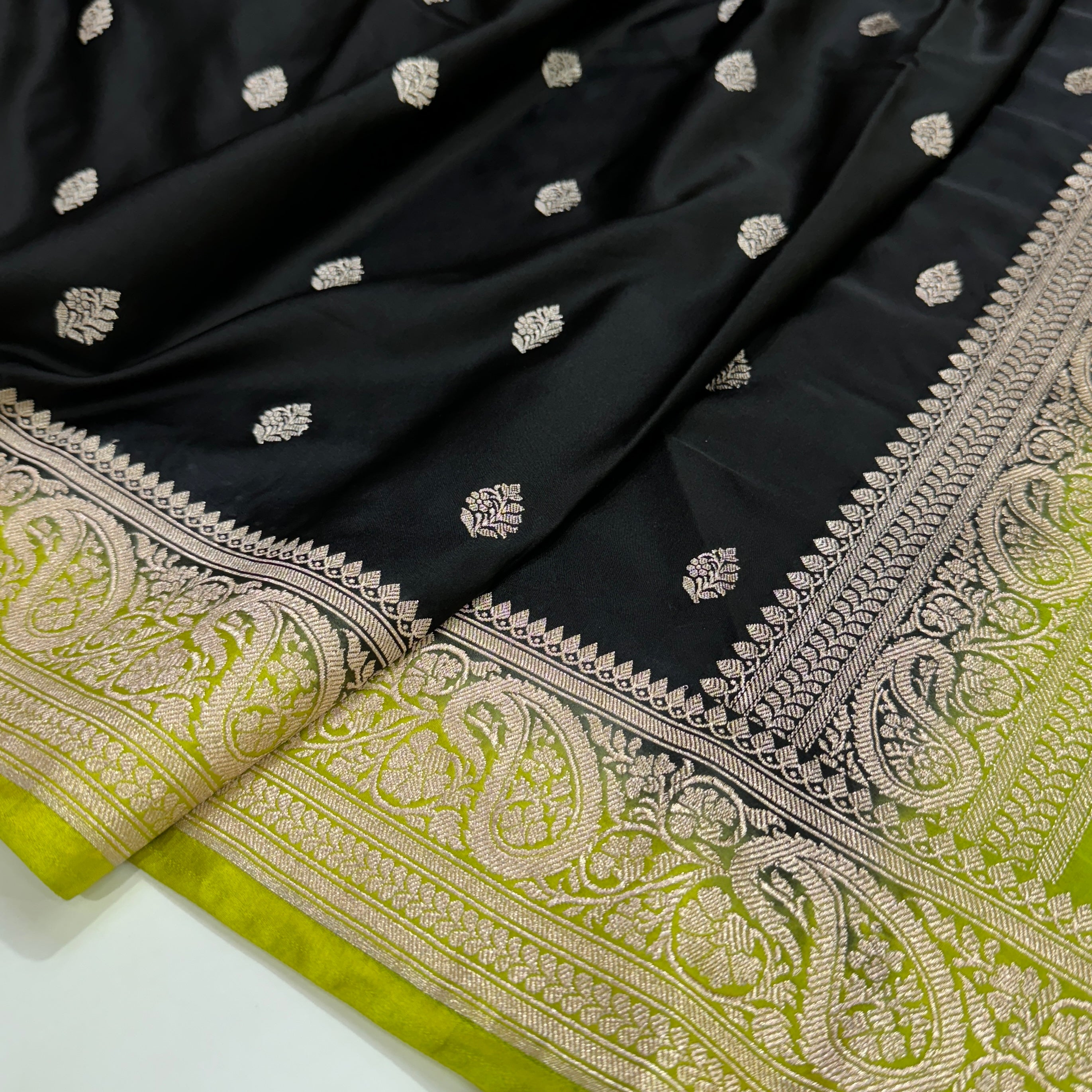Contrast Booti Black - Mehandi Mashru Silk Saree