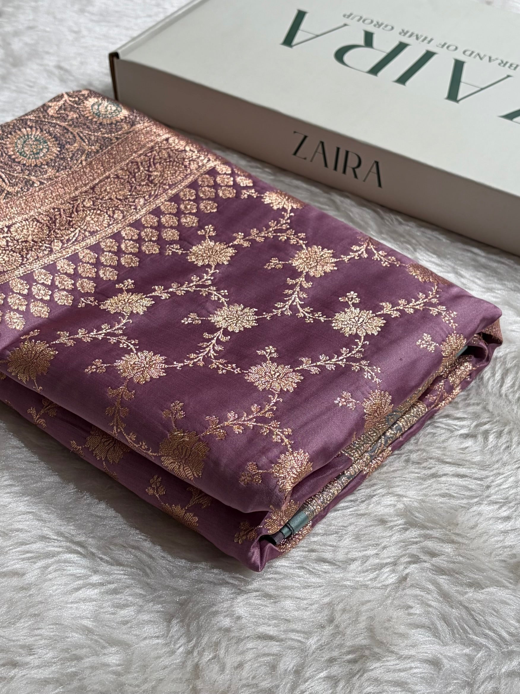 Banarasi Satin Katan Saree in Contrast Dark Lavender With Sea Green Shades SK132