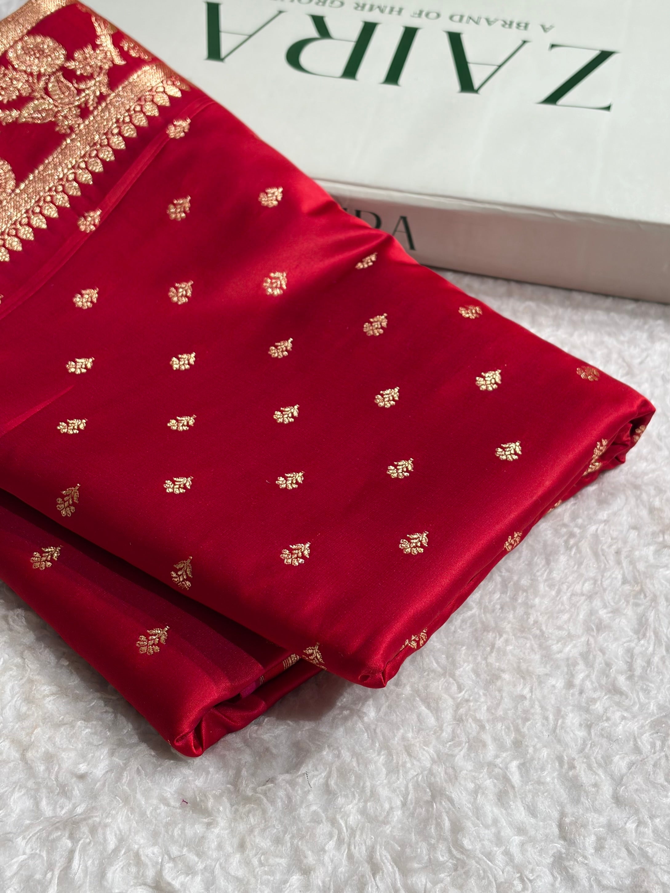Cross Red Floral Pattern Satin Katan Silk Saree SK77