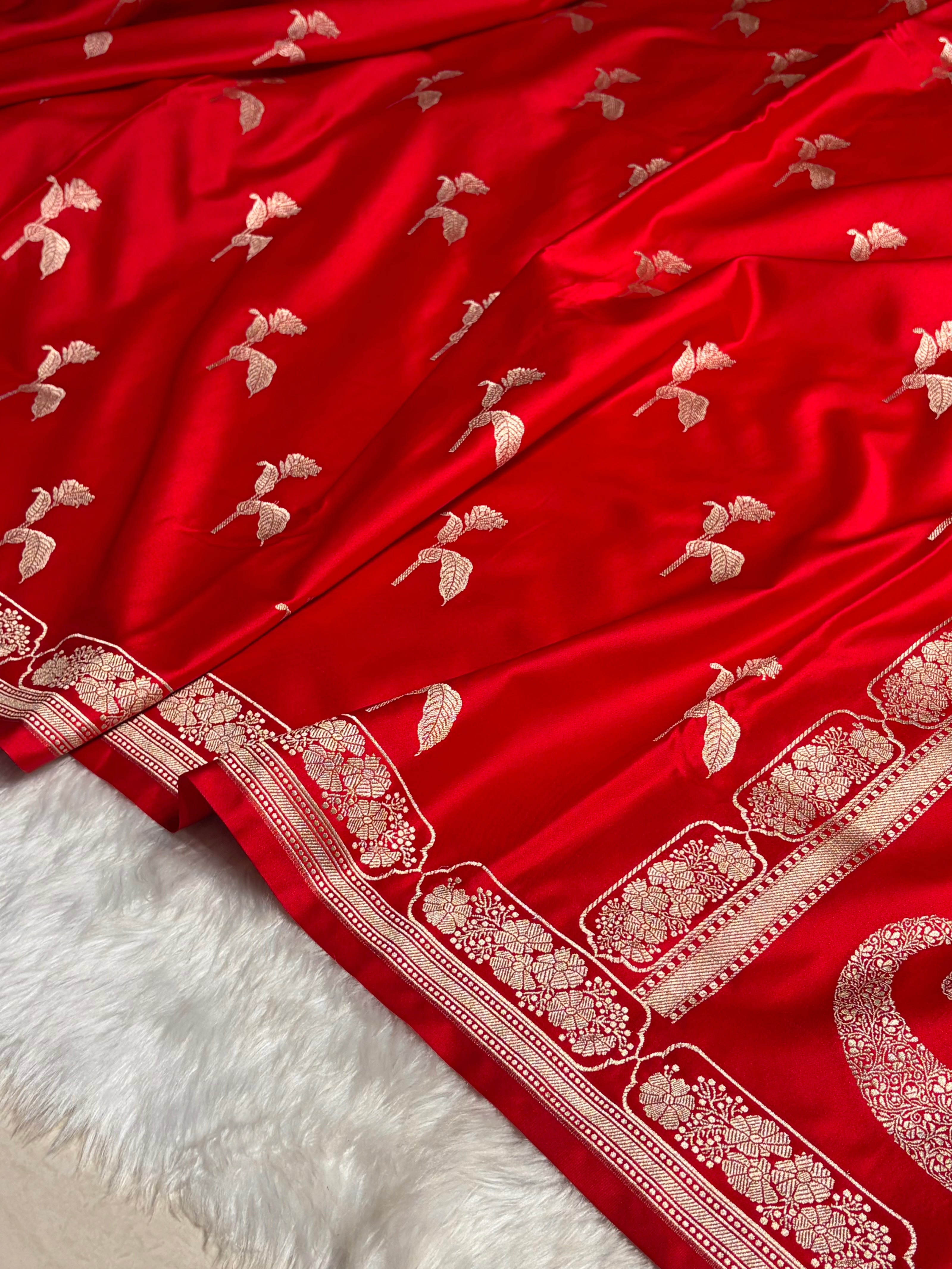Red Boota With Floral Border Mashru Silk Saree MSM-93