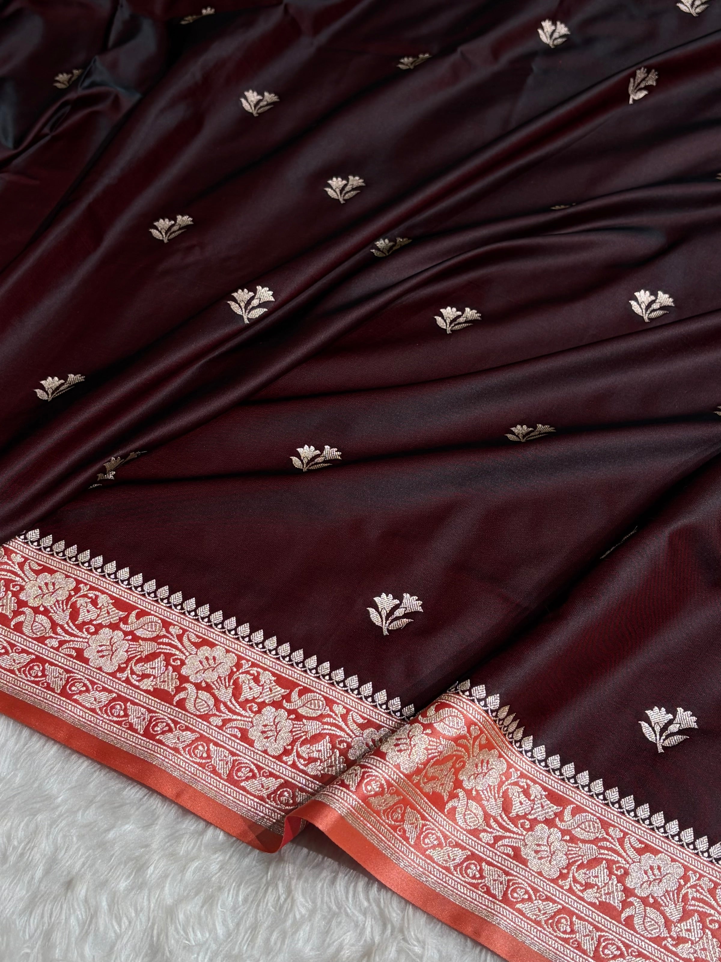 Contrast Garnet / Peach Shades Banarasi Booti Pattern Mashru Silk Saree MSM-138