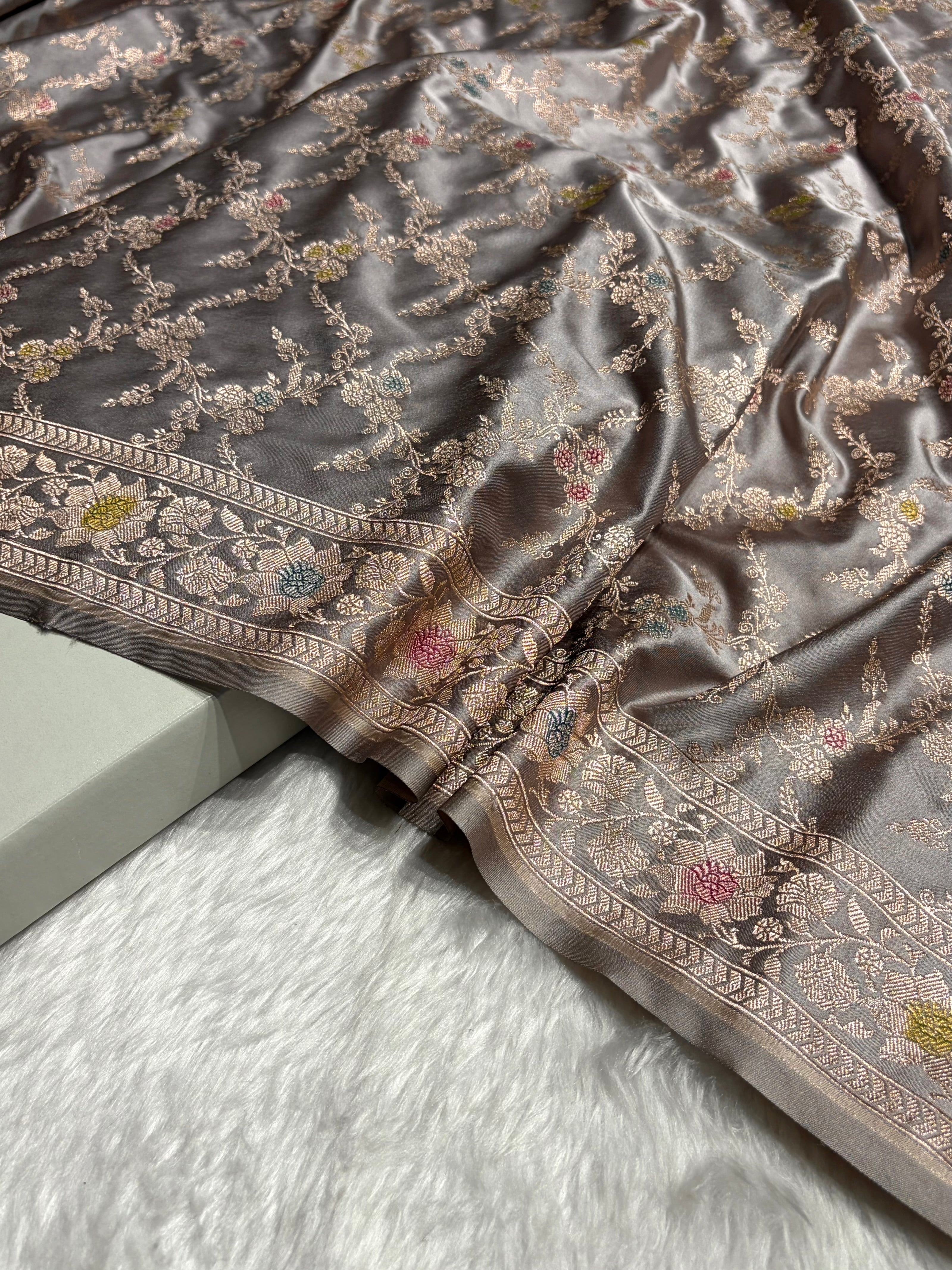 Gray Shade Minakari with Jaal Pattern Mashru Silk Saree MS56