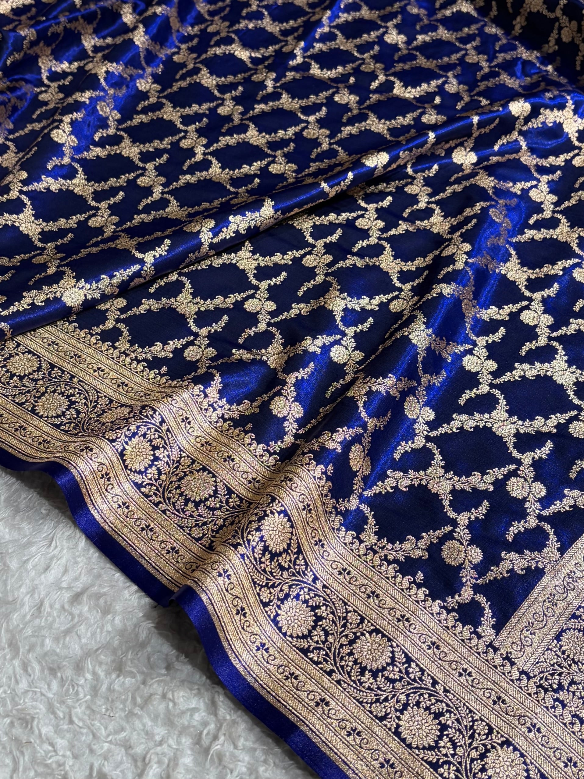 Royal Blue Shades Cross Pattern Banarasi Satin Silk Saree SS40