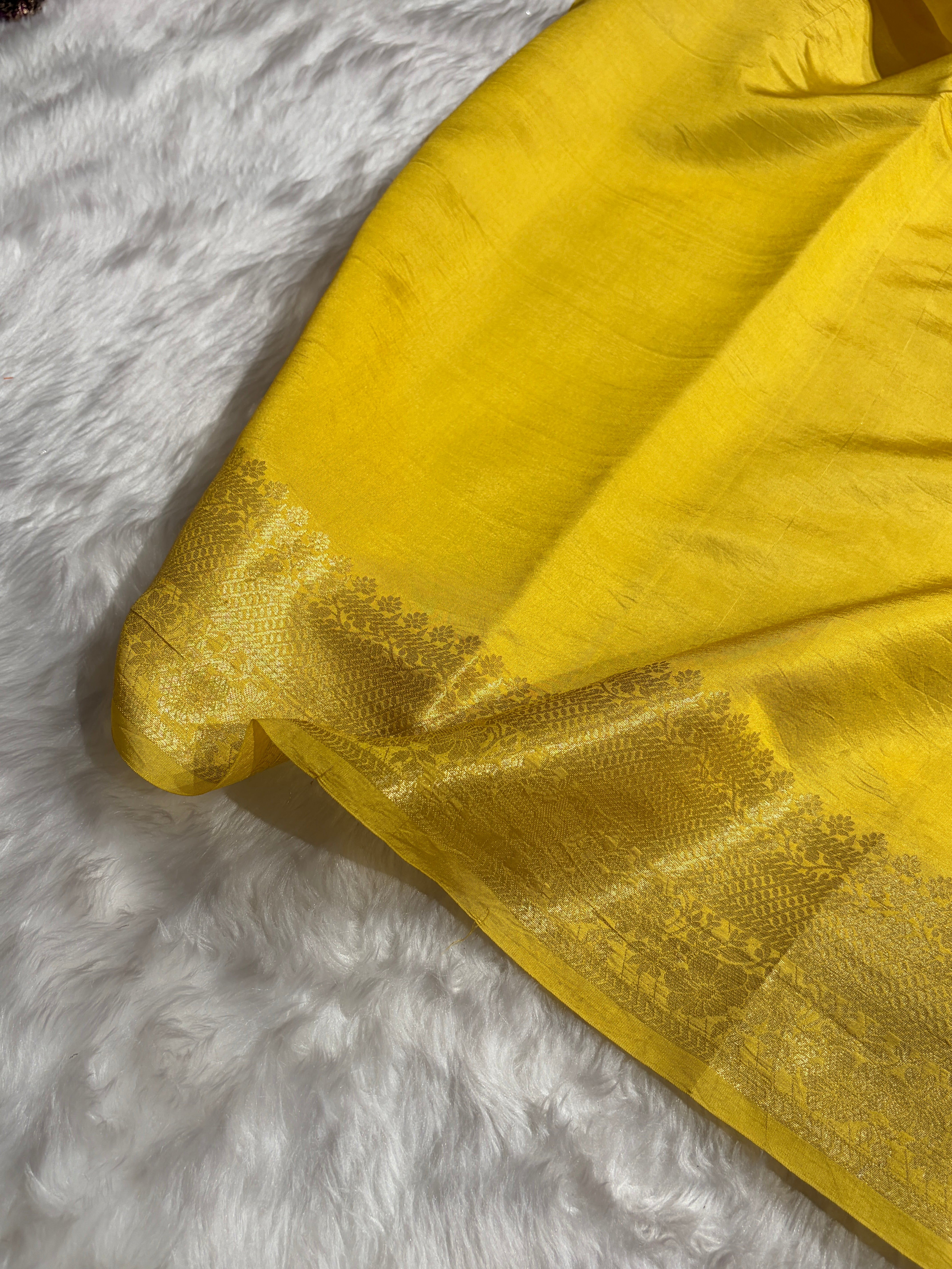 Banarasi Yellow Shade Flower Minakari Brocade Pure Caramel Mango Silk Saree CS-21