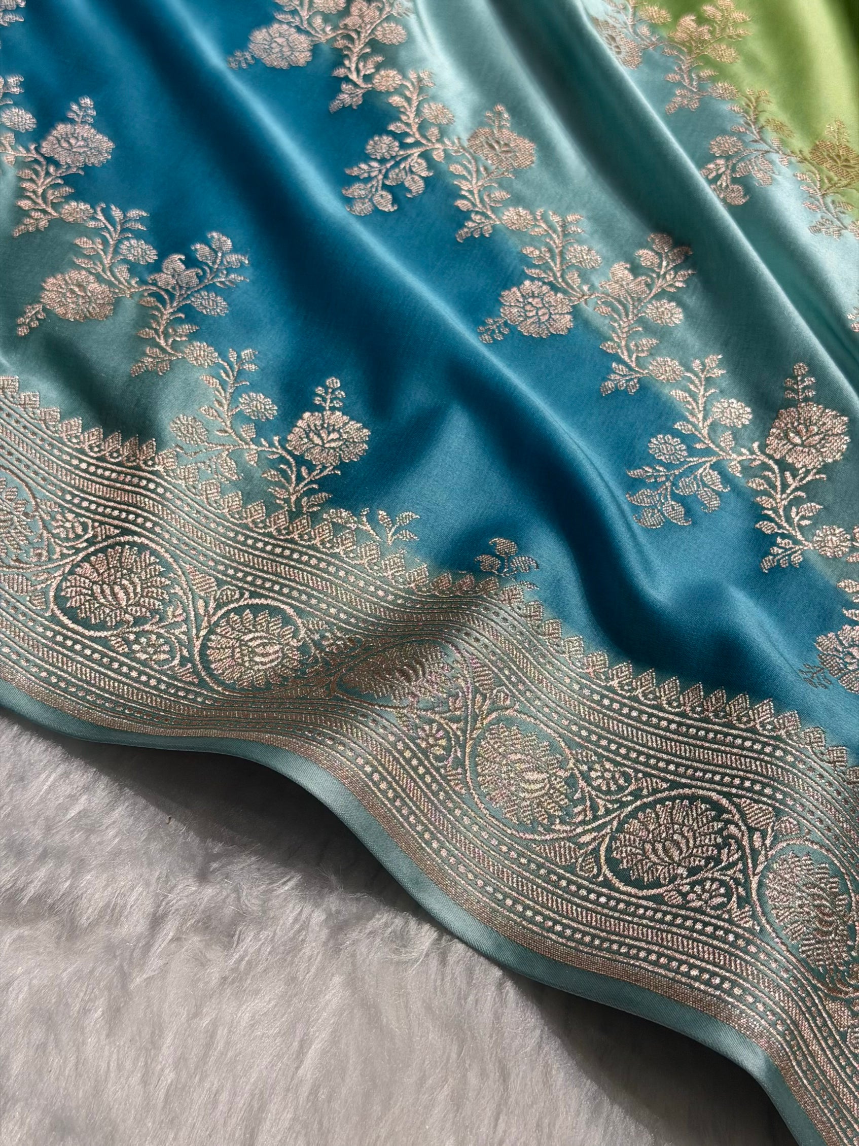 Multicolour Shades Rangkart Mashru Silk Saree MSRK01