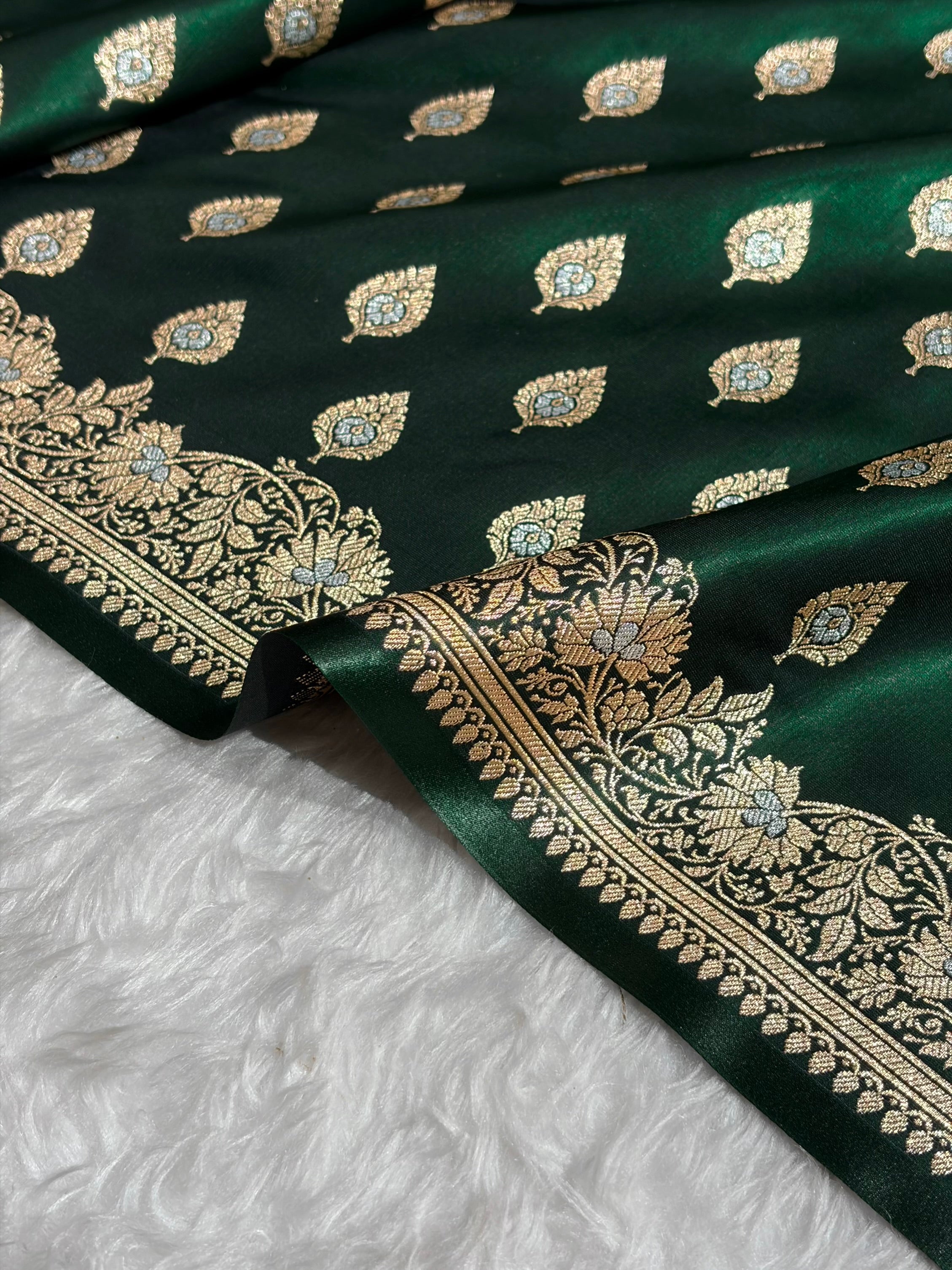 Banarasi Bottle Green Shades Minakari Booti Pattern Banarasi Satin Silk Saree SS60