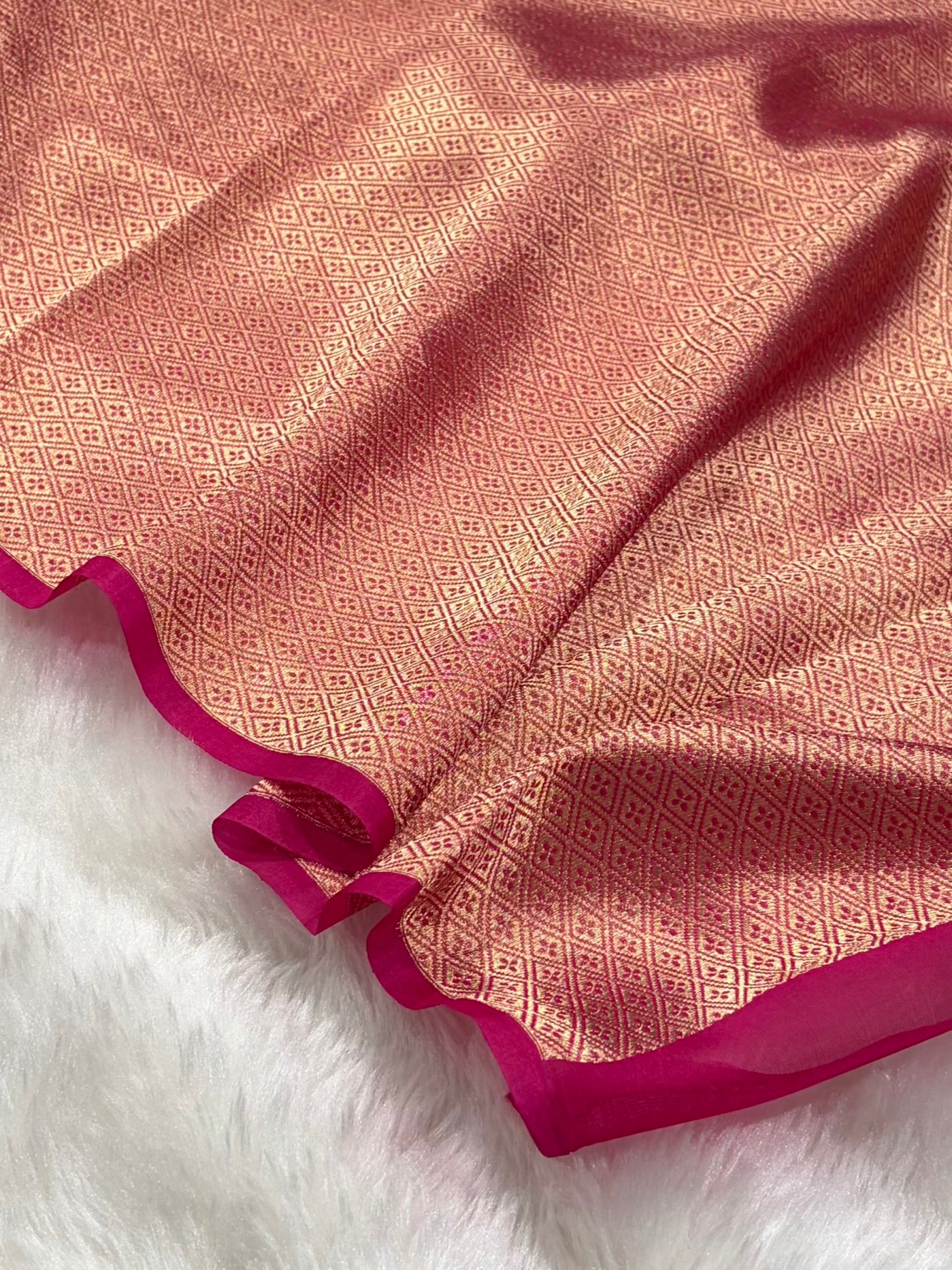 Pure Banarasi Organza Rani Shades With Minakari Floral Banarasi Silk Saree PO-23