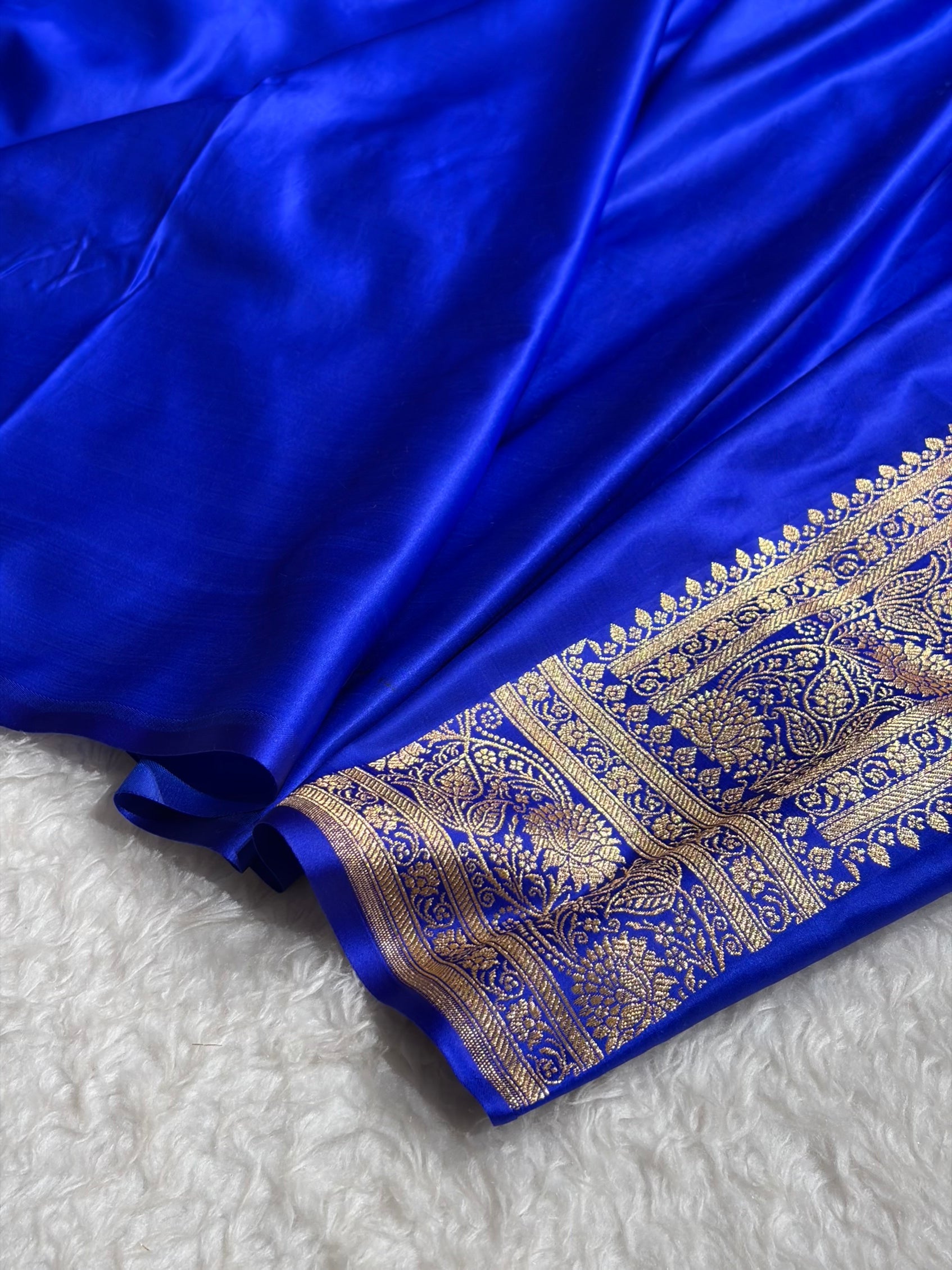 Banarasi Satin Katan Saree With Jaal Pattern in Royal Blue Shades SK121