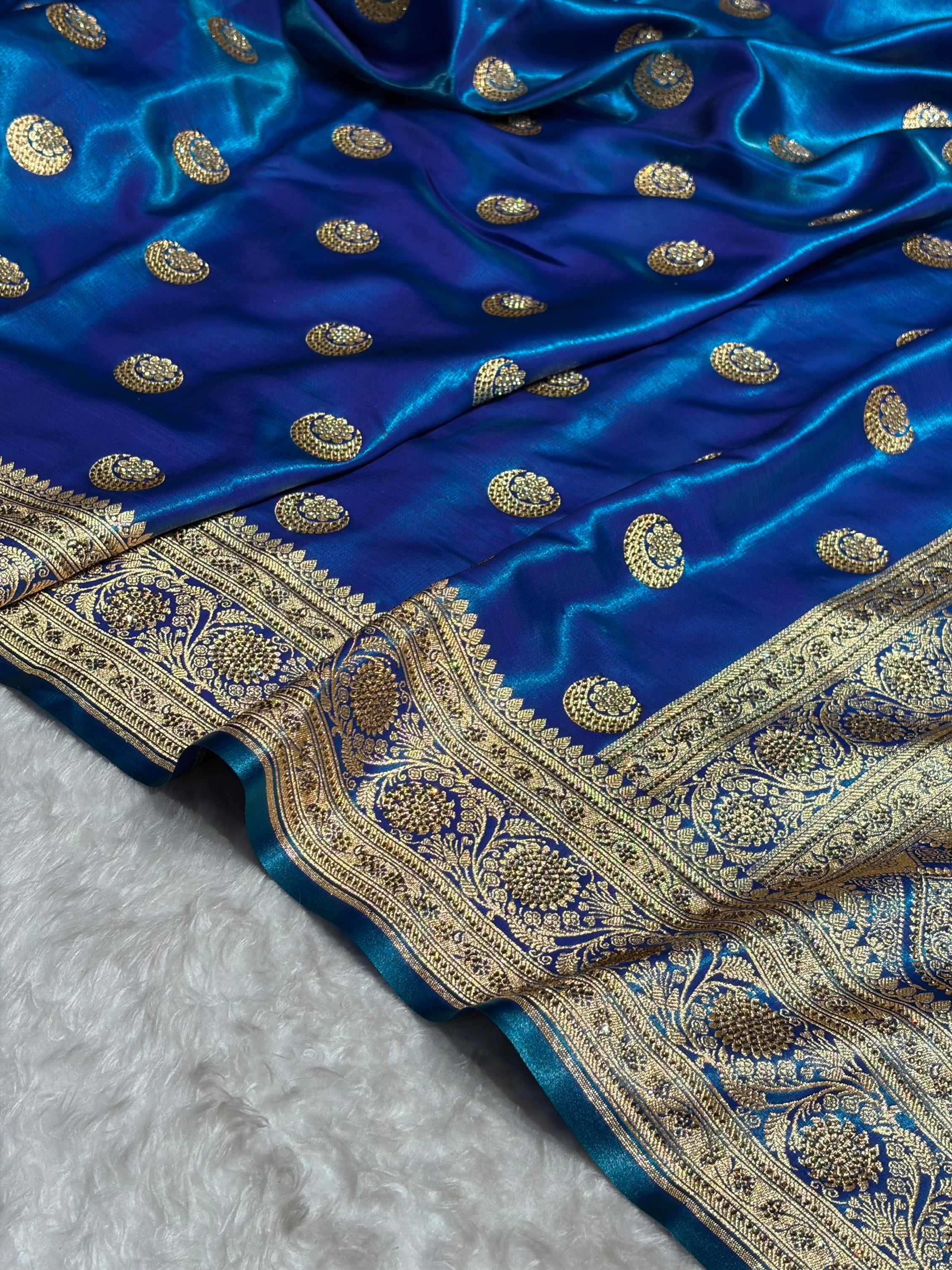 Chand Tara Peacock Boota With Traditional Banarasi Swarovski Work BSS04 (R)