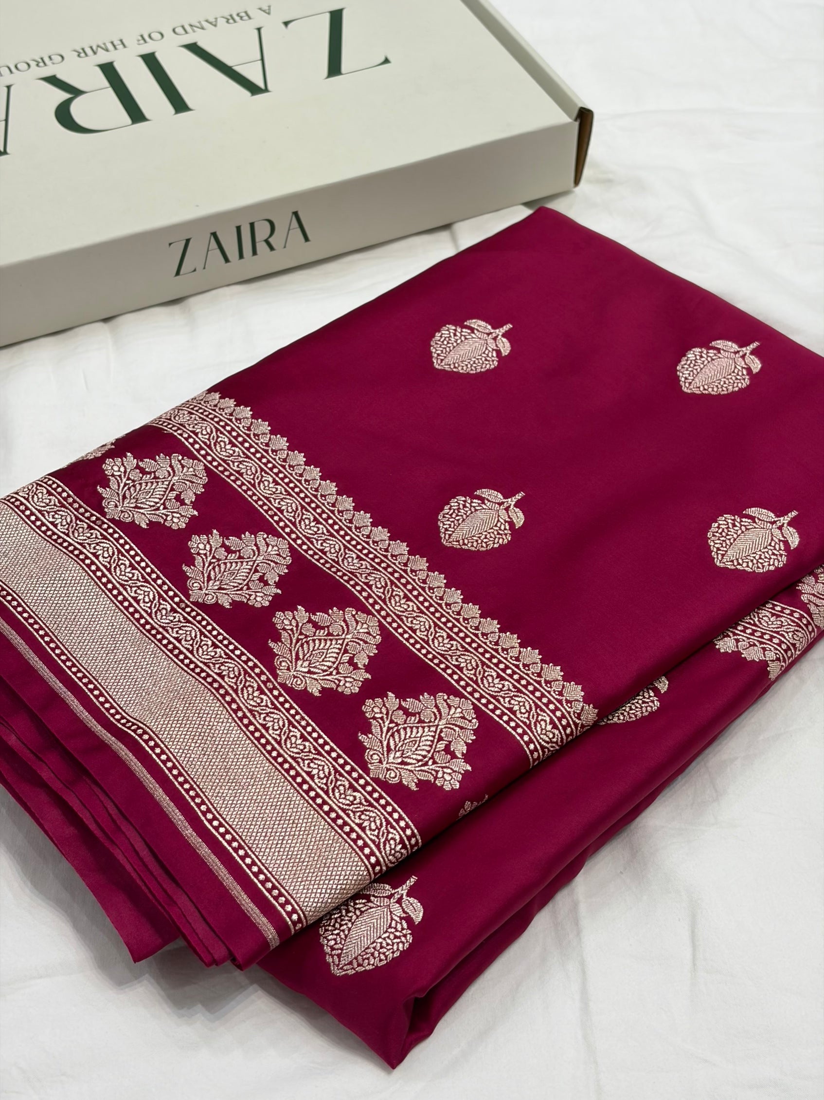 Rani Shade With Booti Pattern Mashru Silk Saree