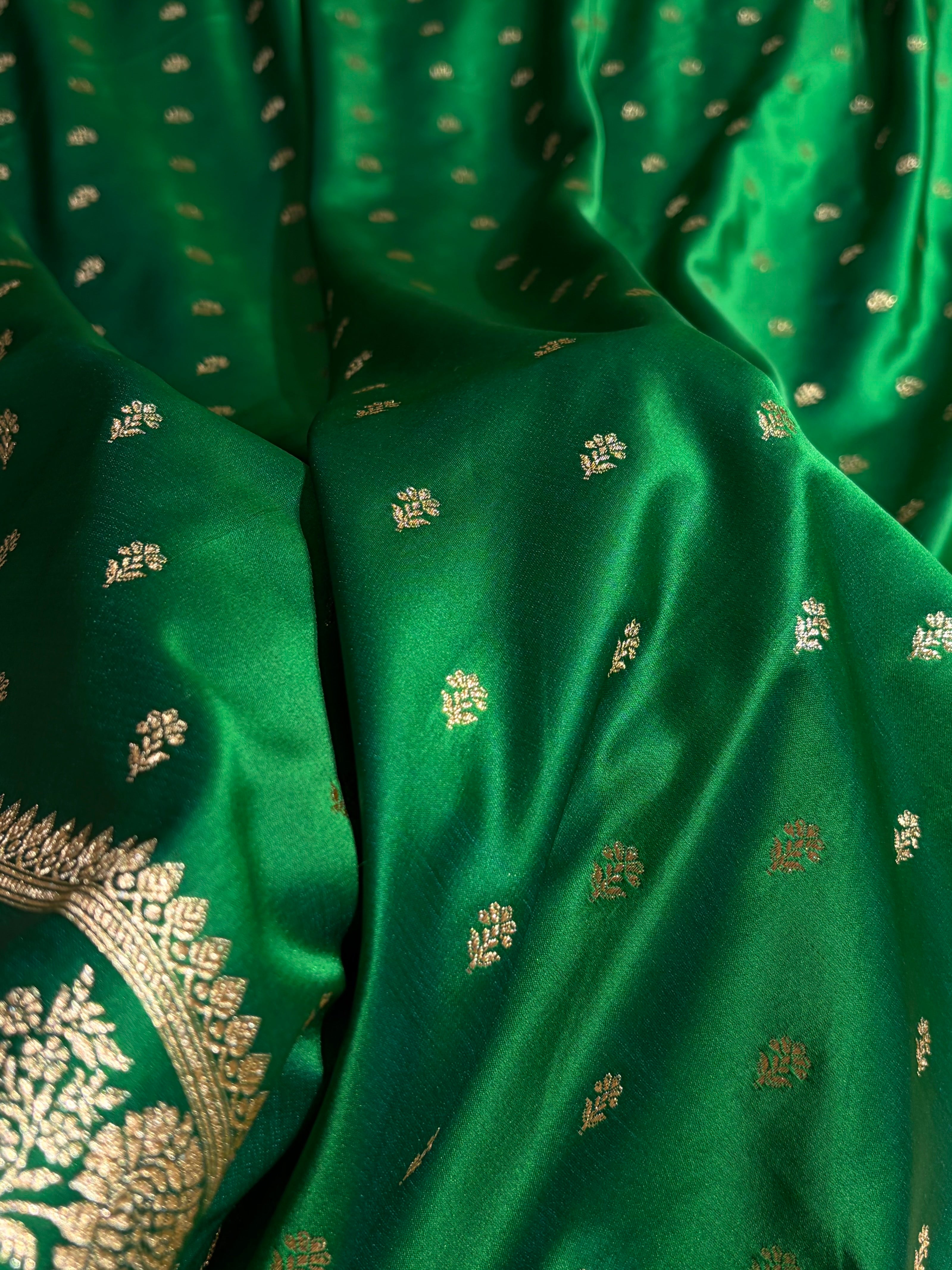 Banarasi Cross Green Shades Floral Pattern Satin Katan Silk Saree SK77