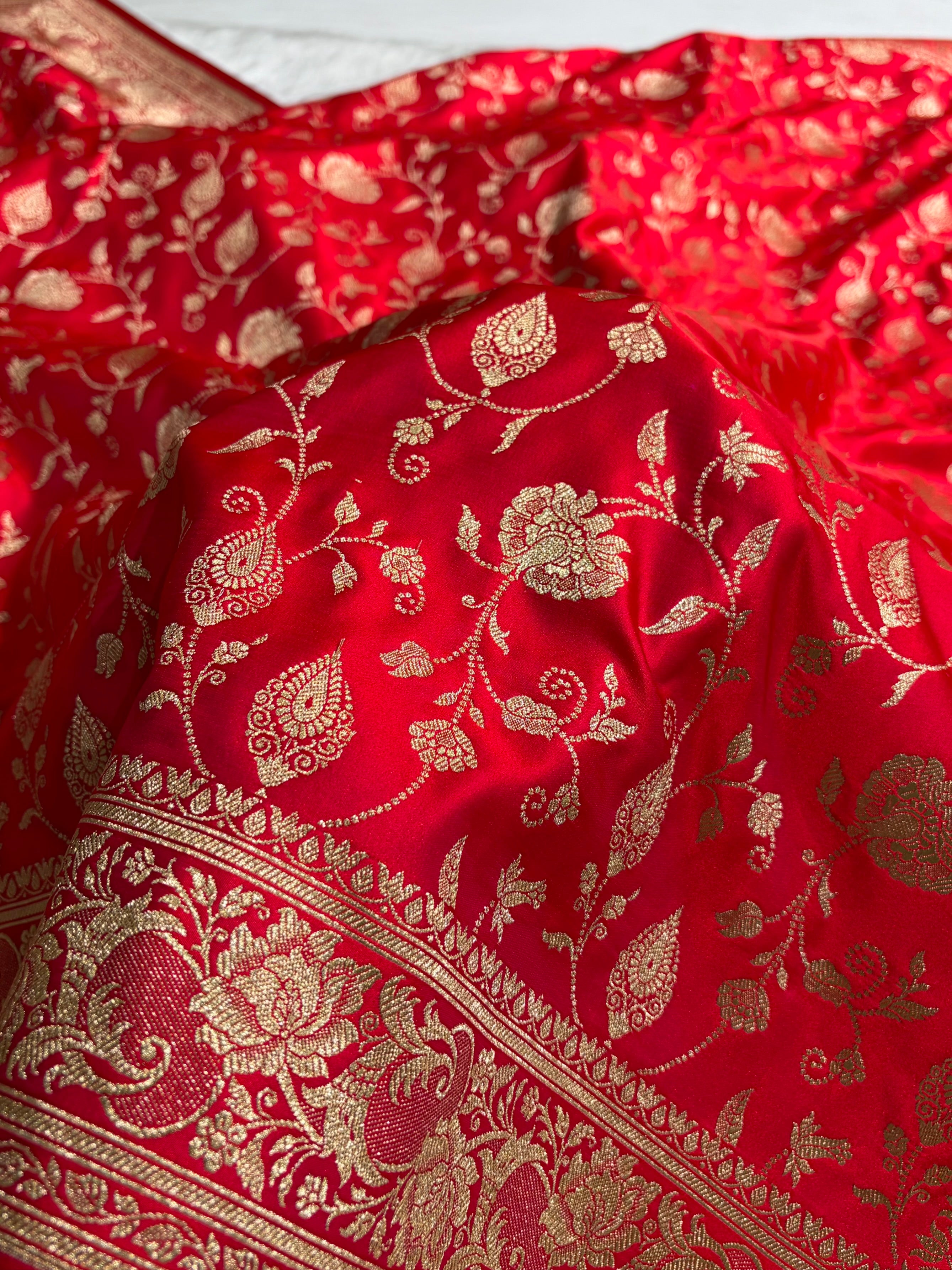 Banarasi Satin Katan Saree With Jaal Pattern in Red Shades SK119