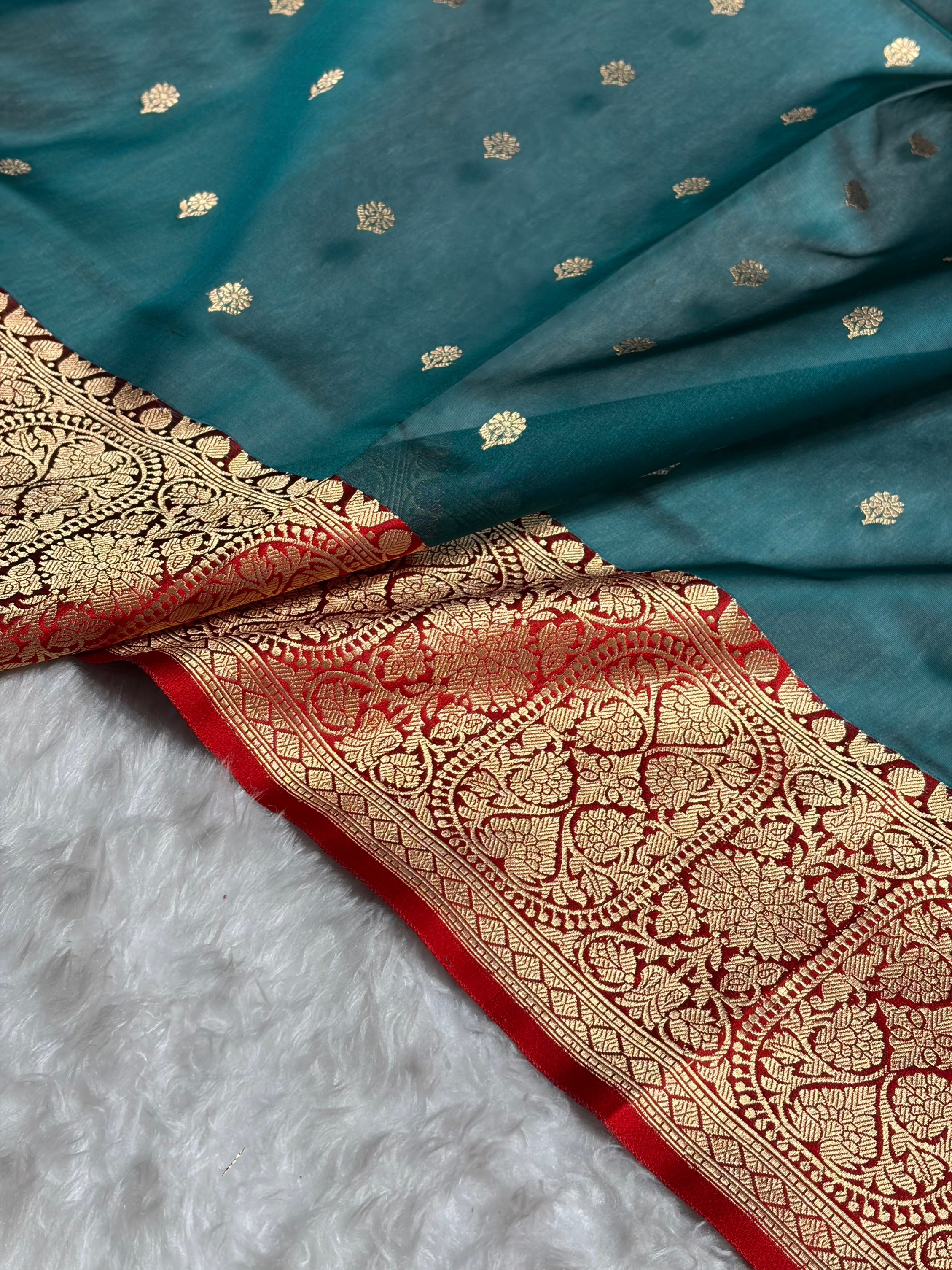 Contrast Pure Banarasi Organza Rama With Red Floral Banarasi Silk Saree PO-17