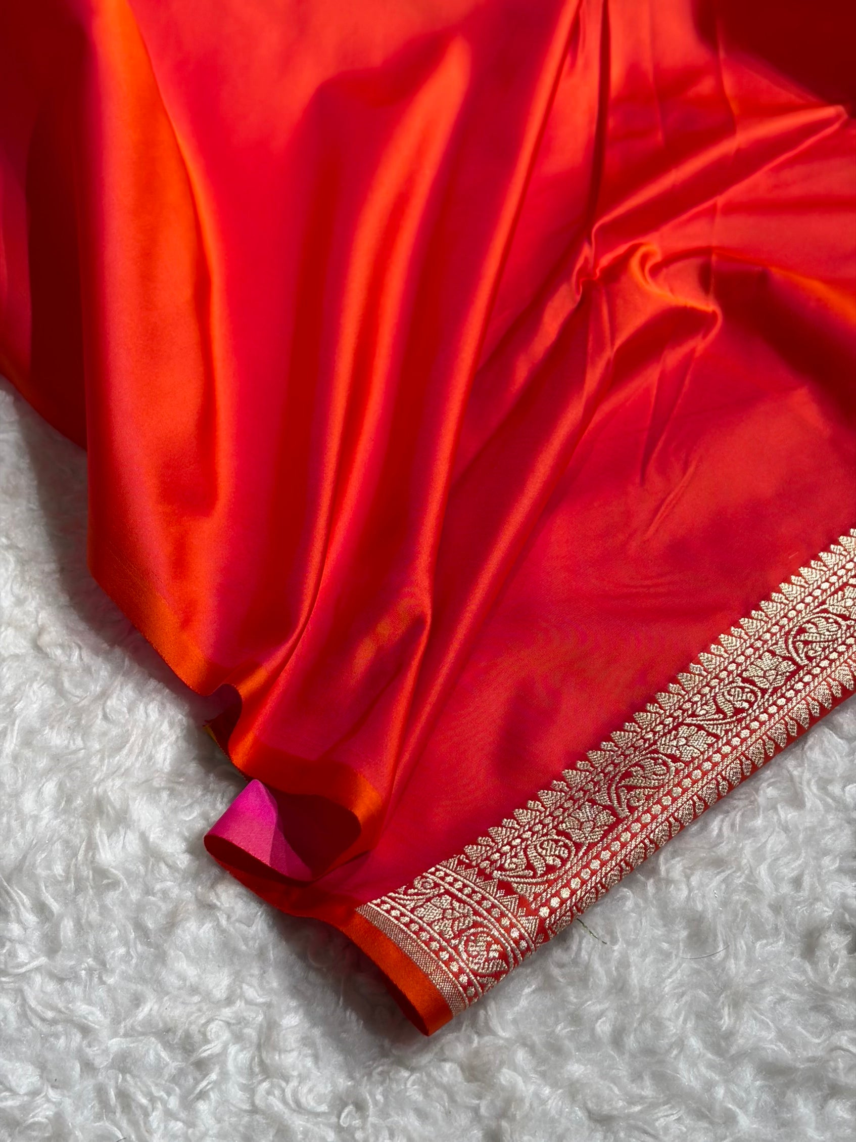 Premium Banarasi Satin Katan Saree in Cross Red Shades SK90