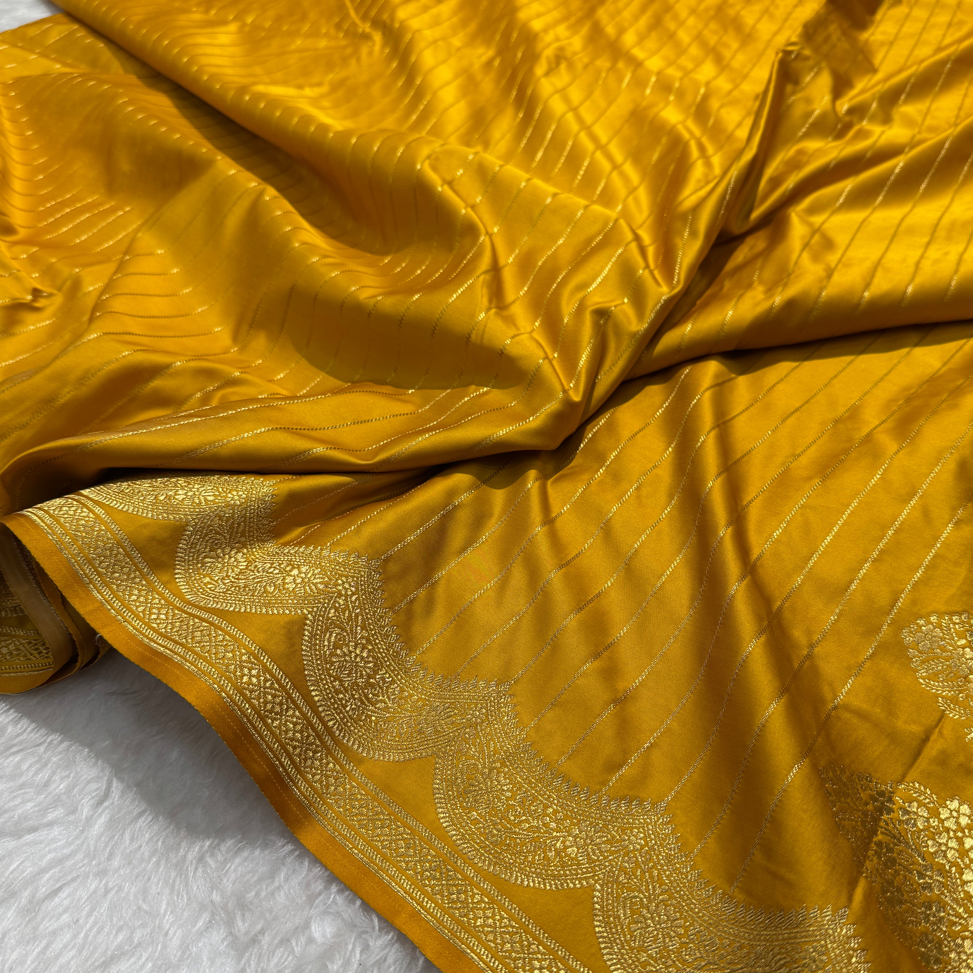 Mustard Scallop Strip Mashru Silk Banarasi Saree MSS