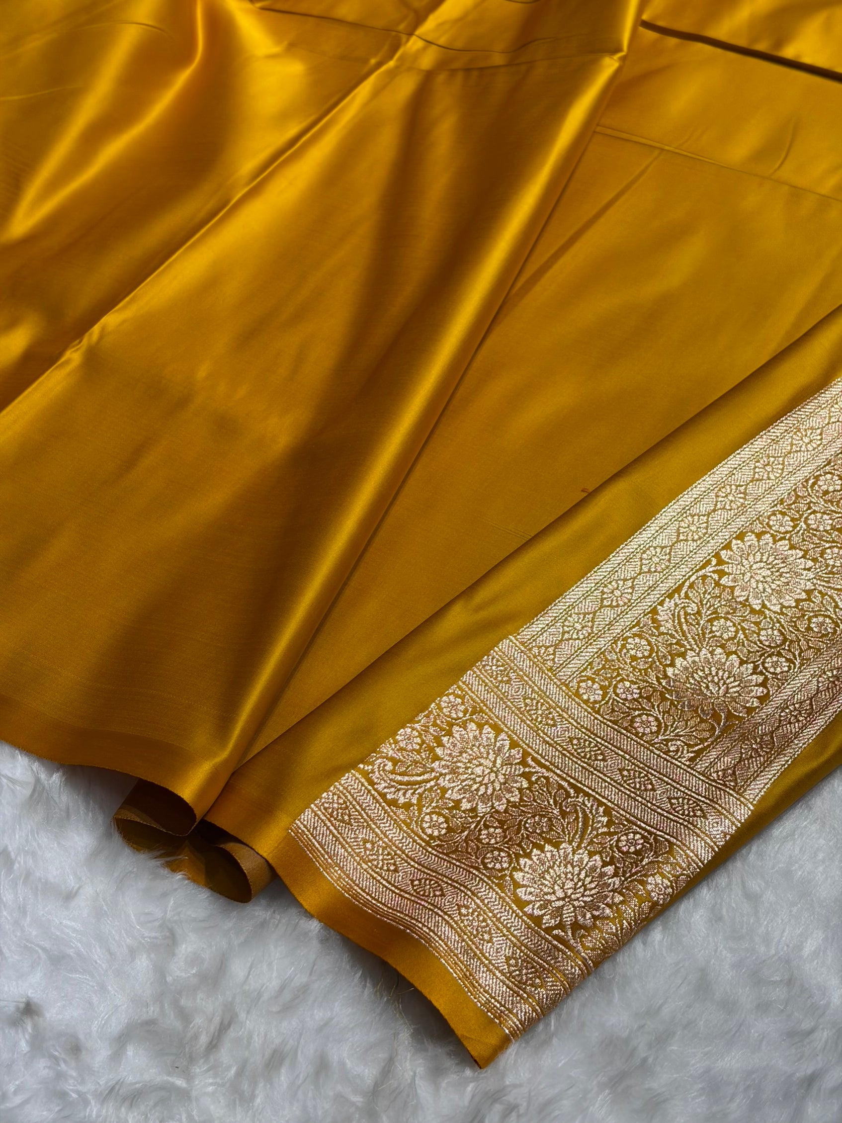Tusser with Mustard Booti Satin Katan Silk saree SK29