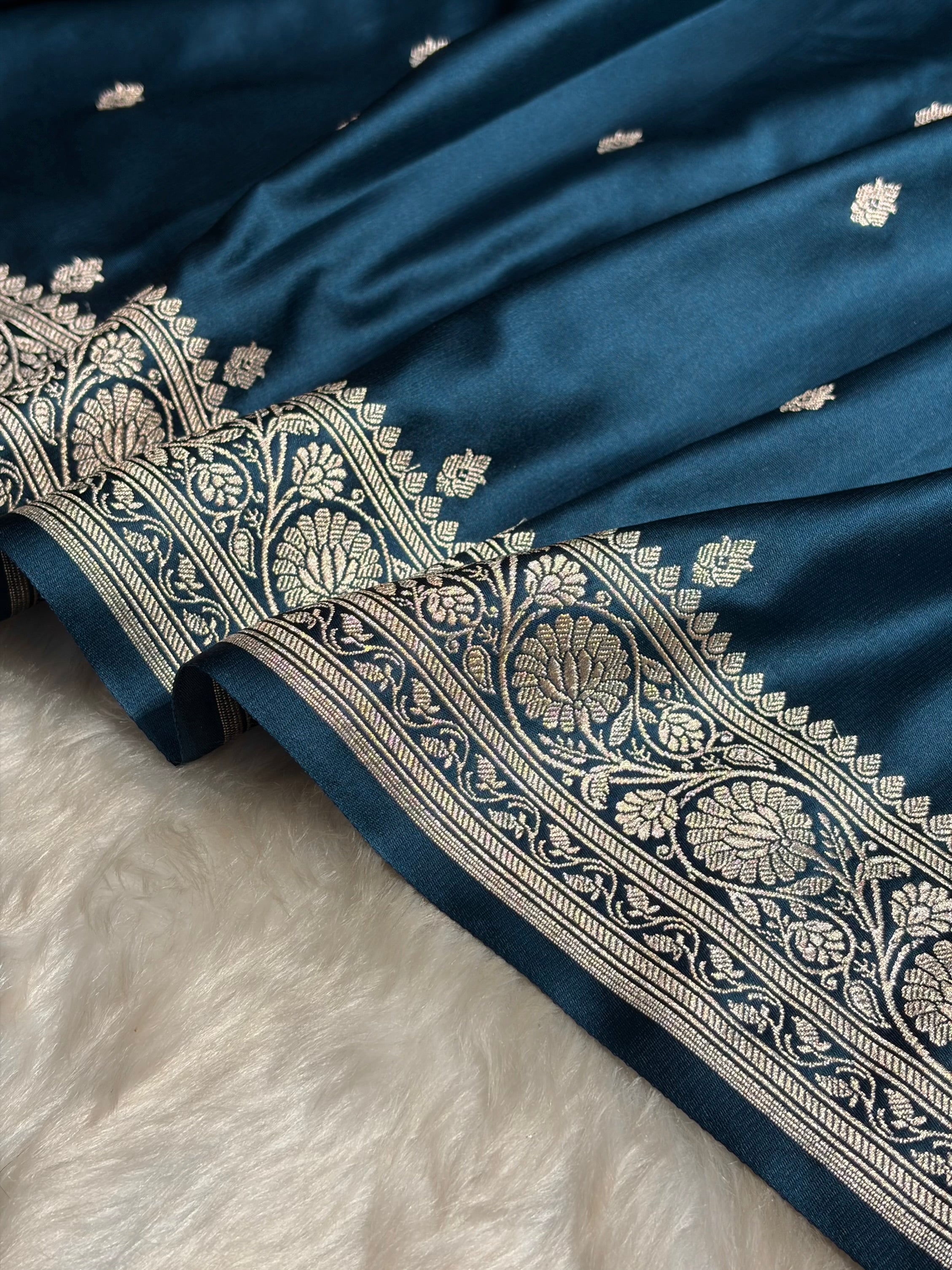 German Blue Shades Booti Mashru Silk Saree MS68