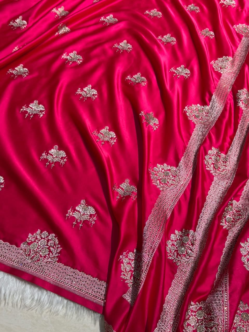Bridal Banarasi Rani Shades Floral Mashru Silk Saree BMCS87