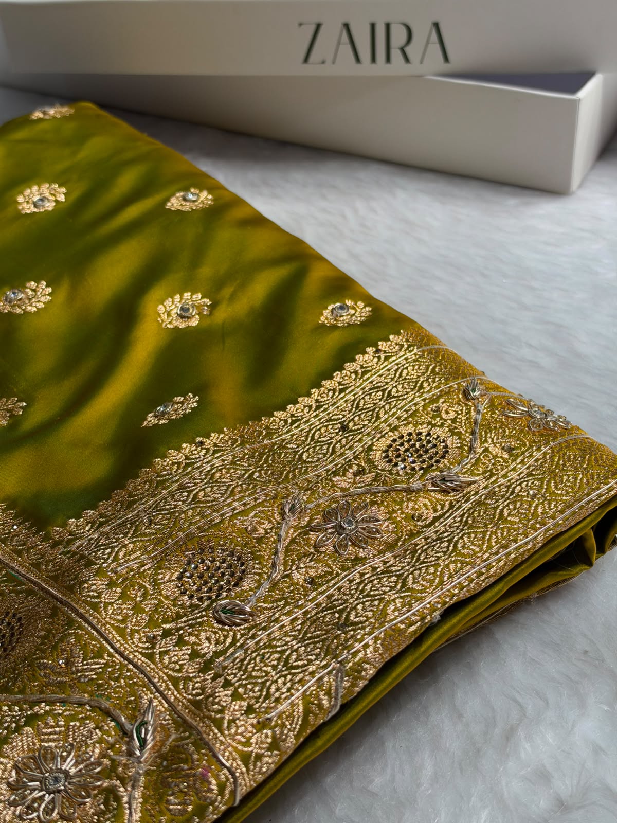 Banarasi Mahendi Green Work Pattern Satin Katan Silk Saree BSK72