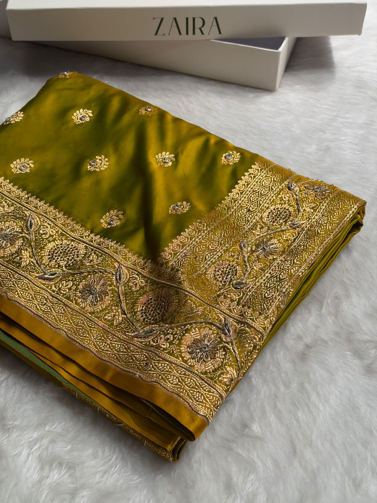 Banarasi Mahendi Green Work Pattern Satin Katan Silk Saree BSK72