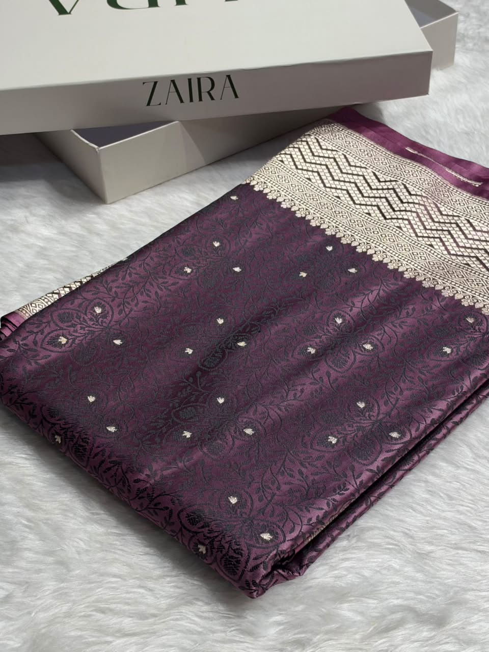 Dusty Lavendar Shades Jamawar Tanchoi Motif Mashru Silk Saree MST-17