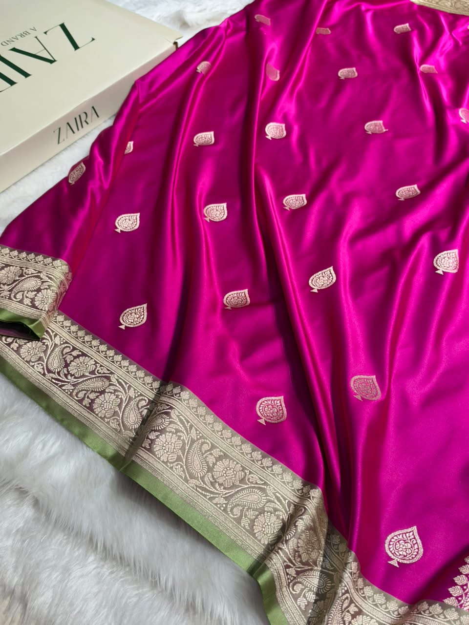 Contrast Rani Pink / Tusser shade Banarasi Booti Pattern Mashru Silk Saree MSM-140