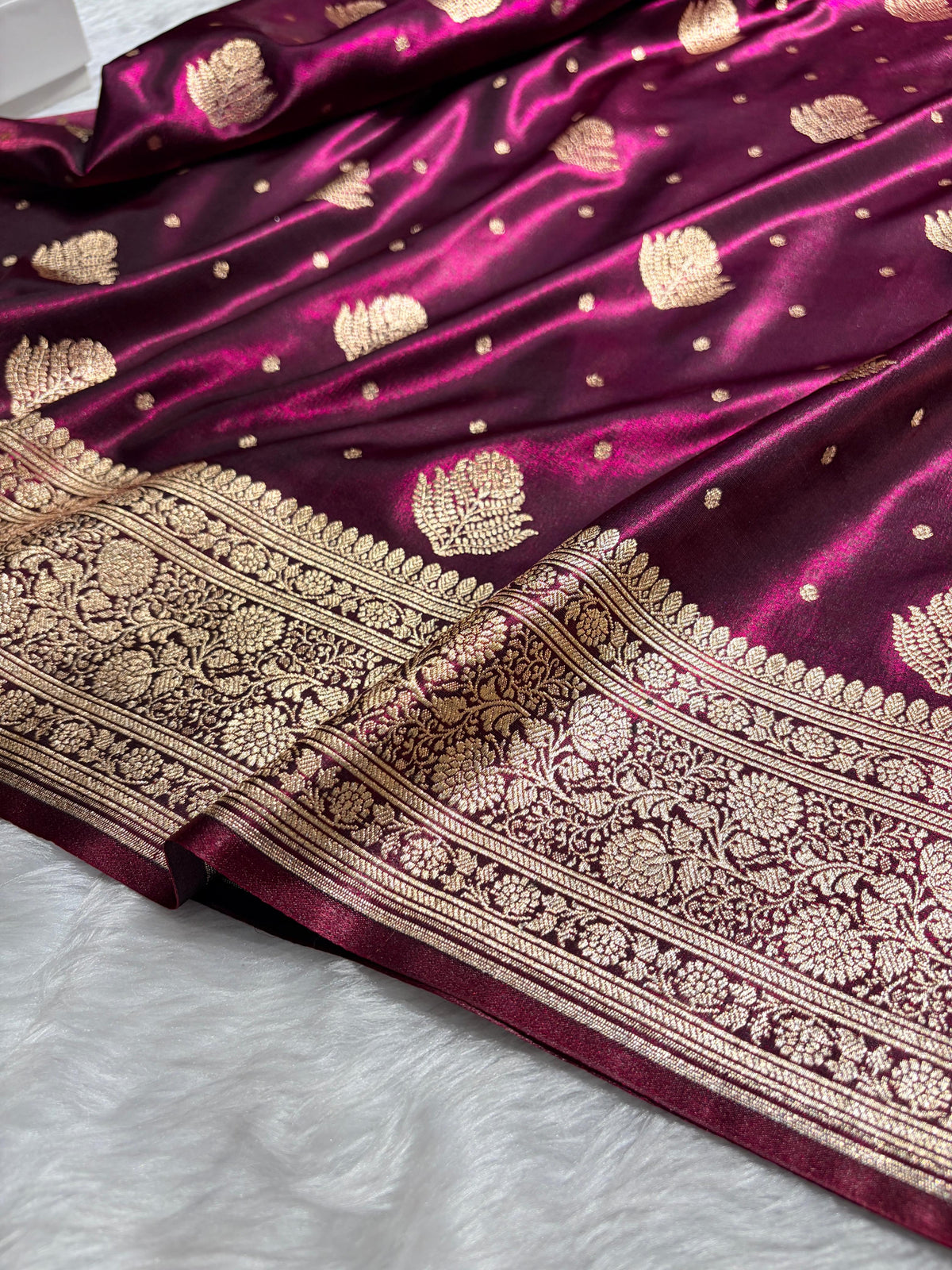 Banarasi Deep Wine Shades Booti Pattern Banarasi Satin Silk Saree SS59