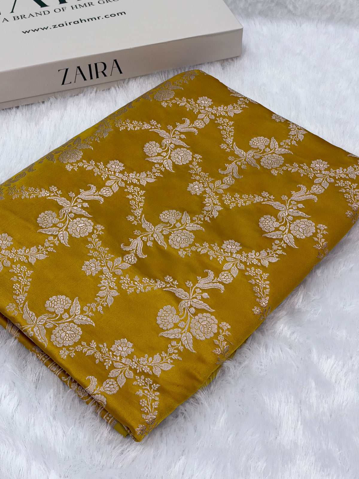 Mustrad Yellow Shades Banarasi With Floral Jaal Pattern Mashru Silk Saree MSM-130