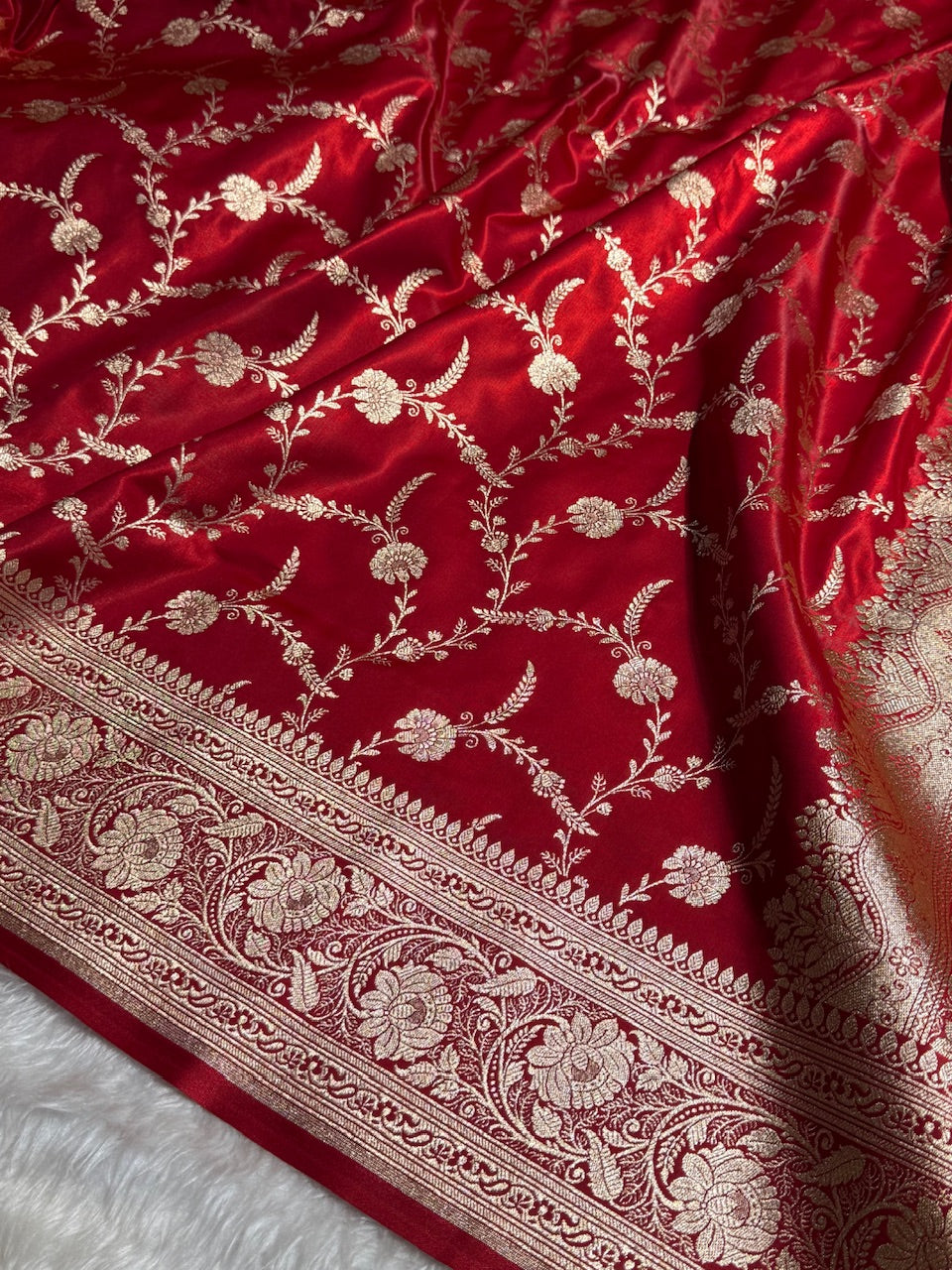 Satin Silk Jaal in Maroon Shades SS19