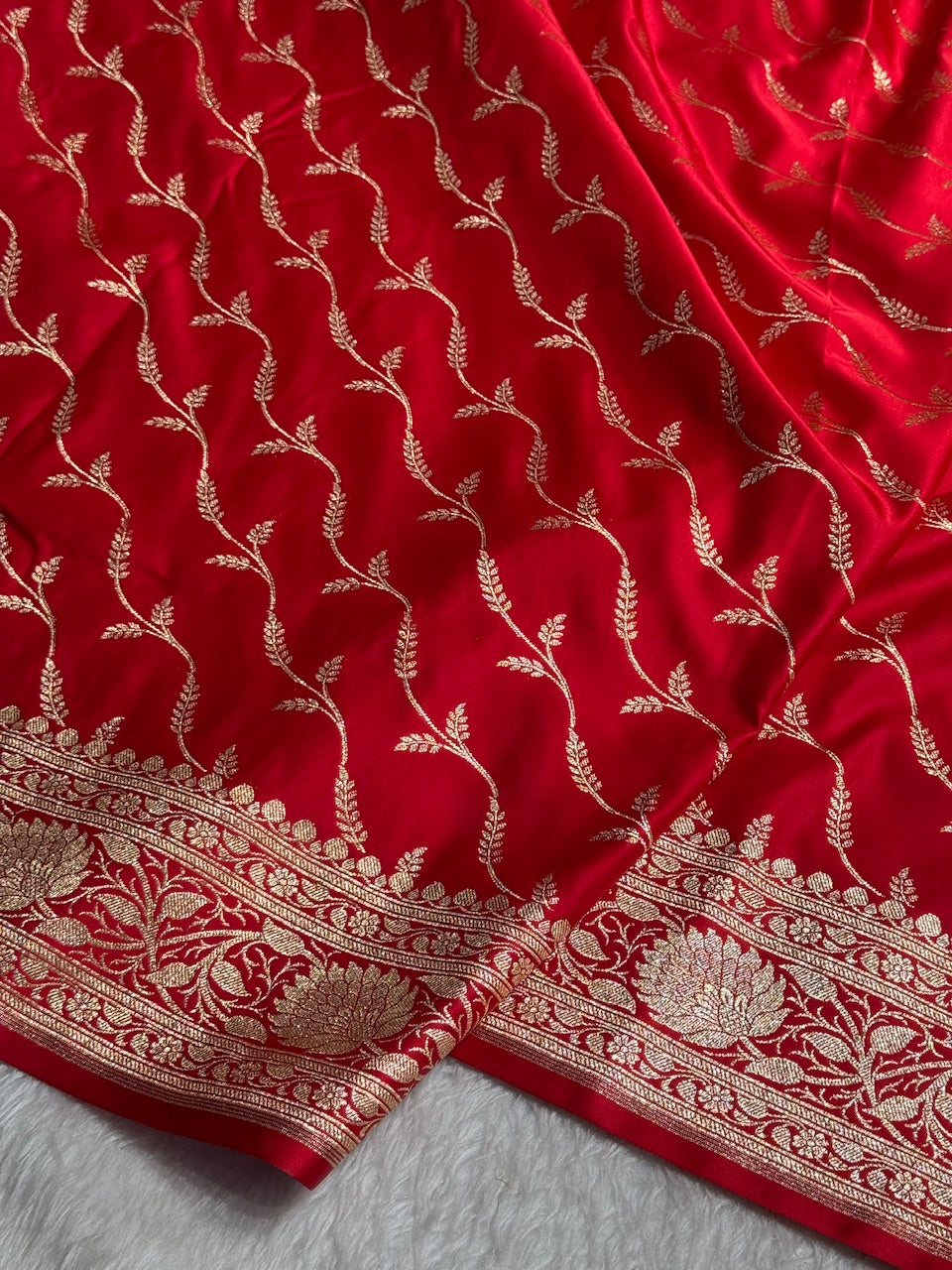 Red Cross Pattern Satin Katan Silk saree SK37