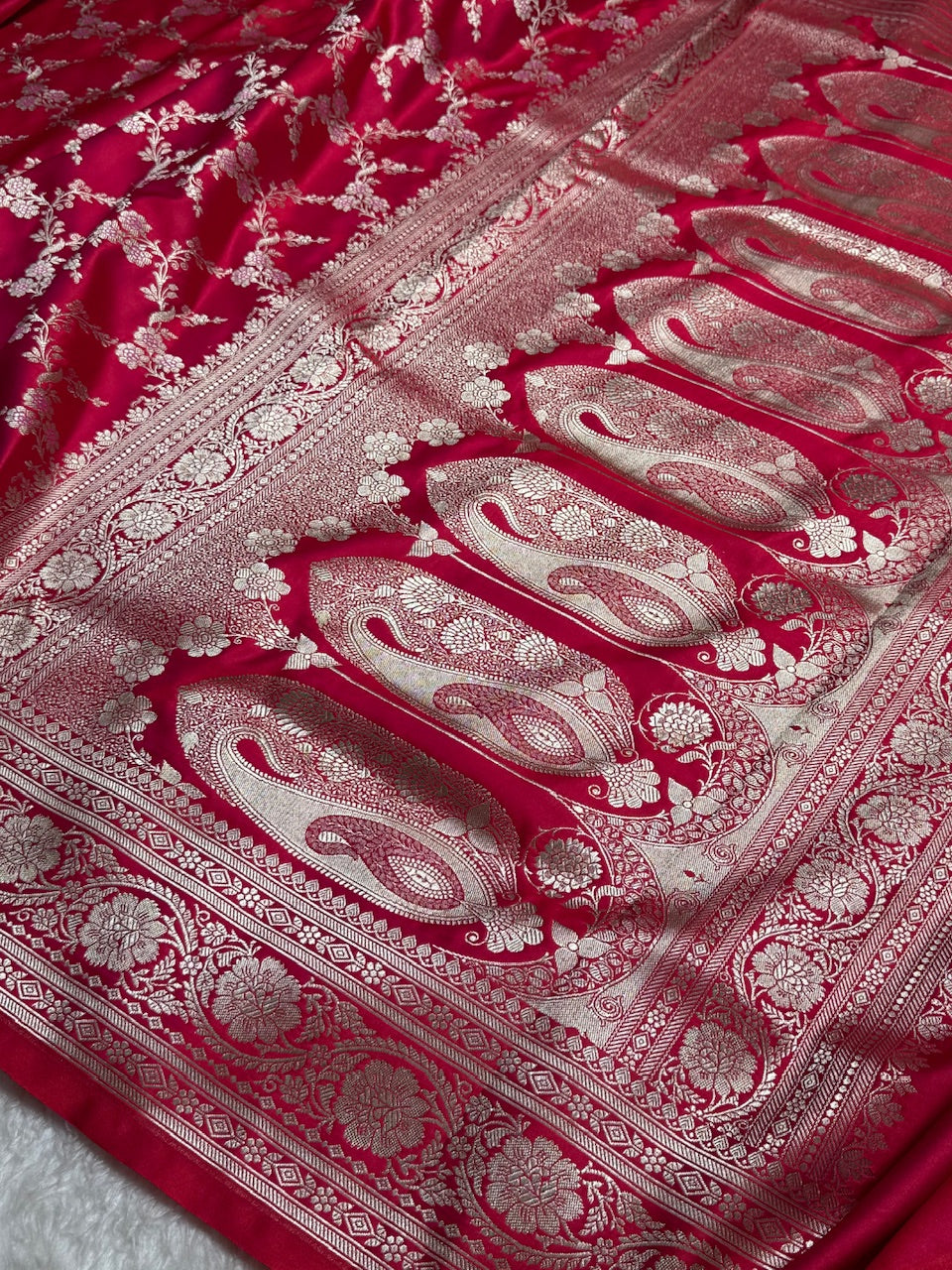 Rani Jaal Pattern Mashru Silk Saree