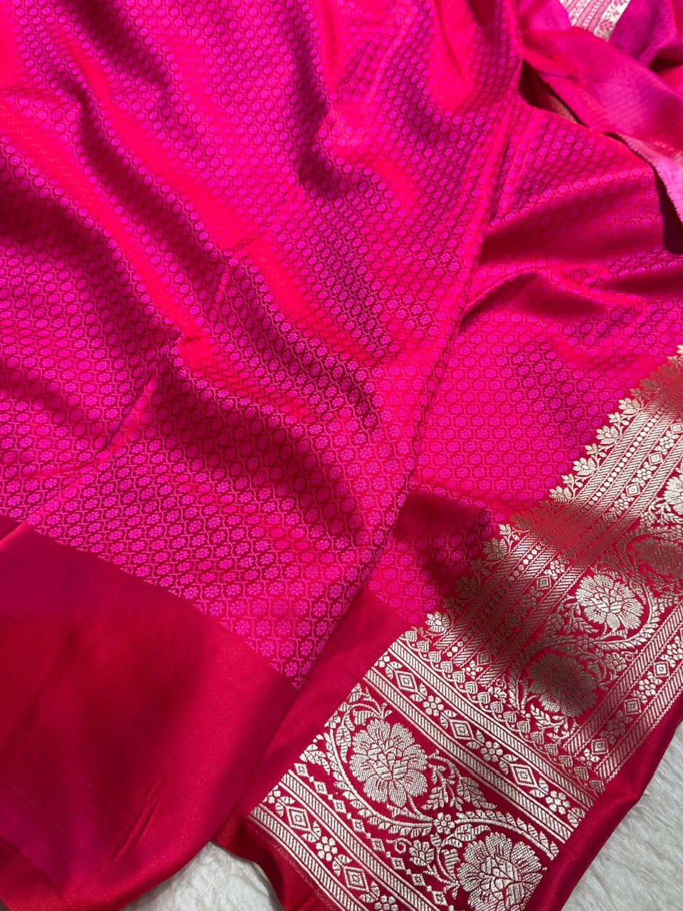 Rani Jaal Pattern Mashru Silk Saree