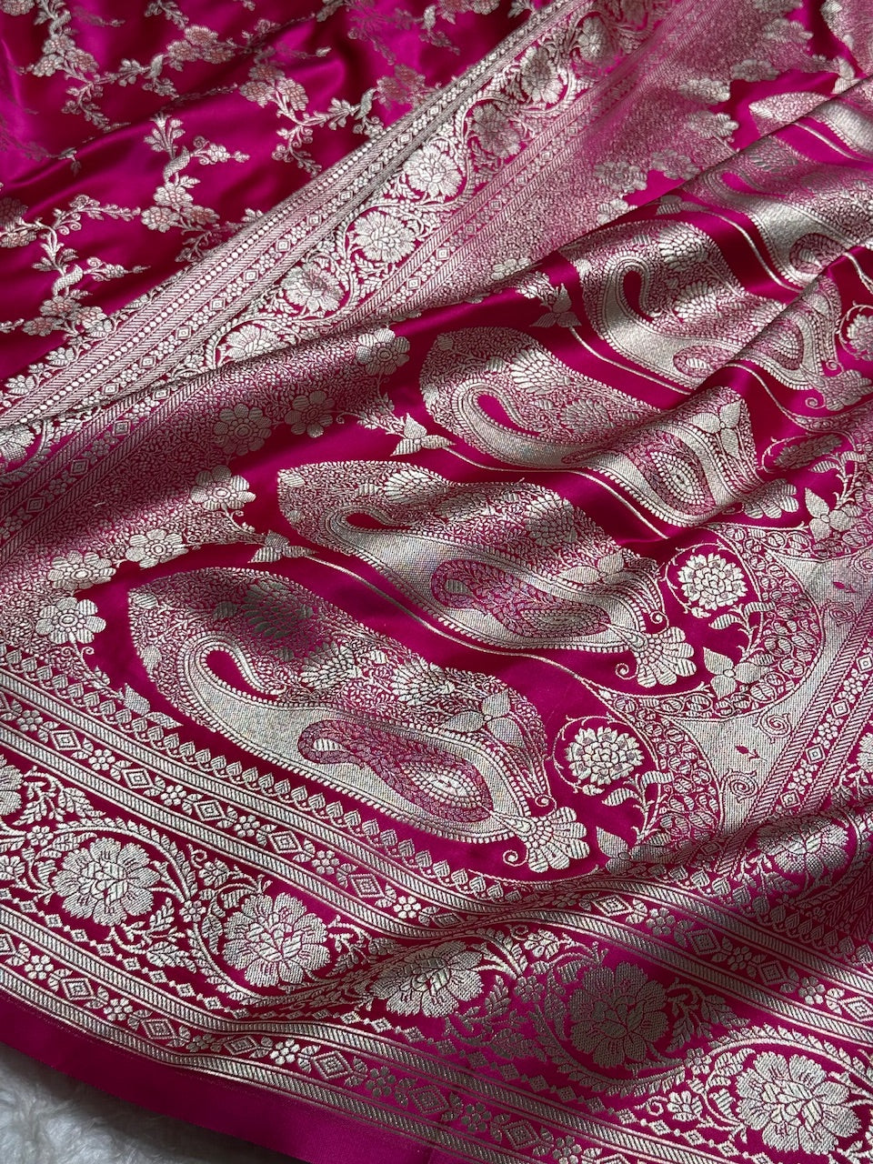 Pinkish Magenta Jaal Pattern Mashru Silk Saree