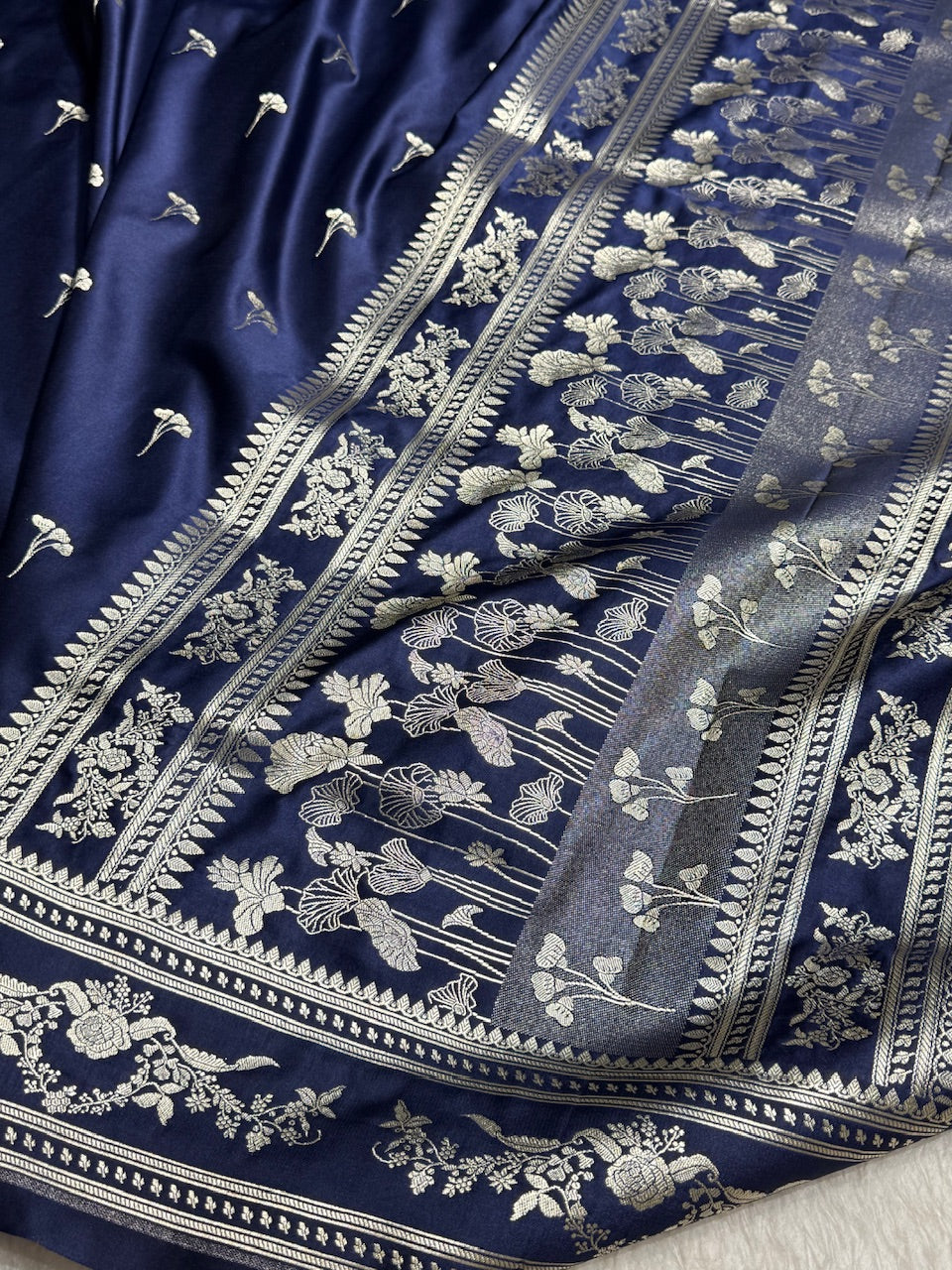 Navy Blue Floral Booti Mashru Silk Saree