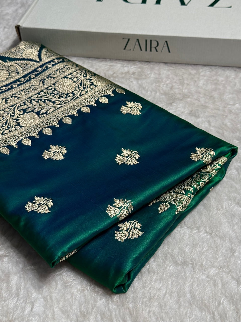Dual Tone Bottle Green Floral Boota Satin Katan Silk saree SK32