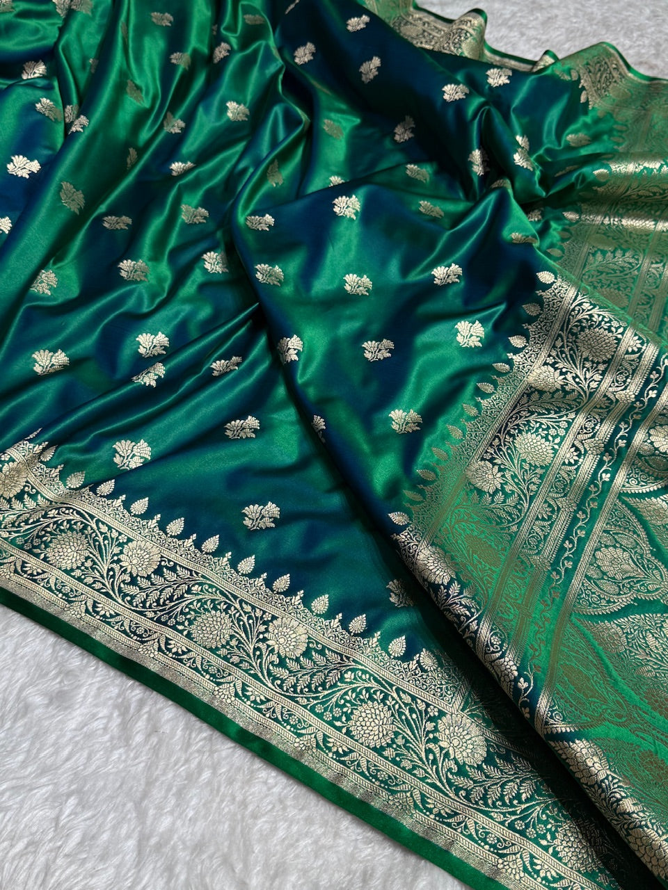 Dual Tone Bottle Green Floral Boota Satin Katan Silk saree SK32