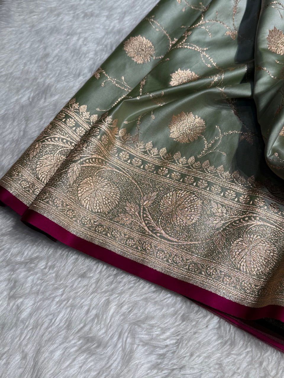 Mehandi Banarasi Jaal Satin Katan Silk Saree SK06