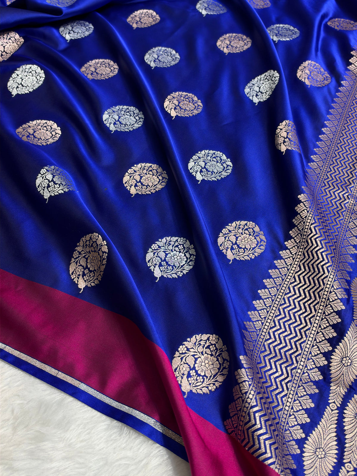 Royal Blue Saree With Rani Border in Floral Pattern Mashru Silk Saree MSM-145