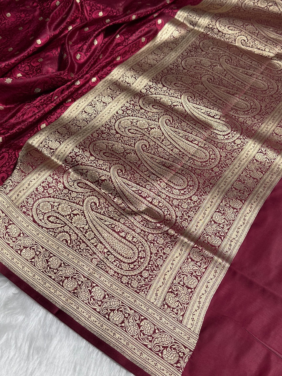 Dark Maroon Tanchoi Booti Katan Silk Saree SKTM-06