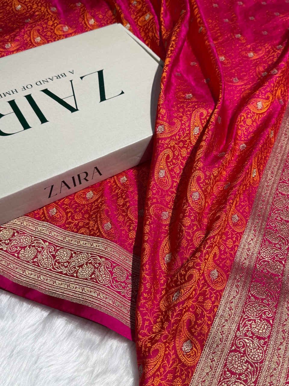 Rani with Gold Tanchoi Booti Katan Silk Saree SKTM-06