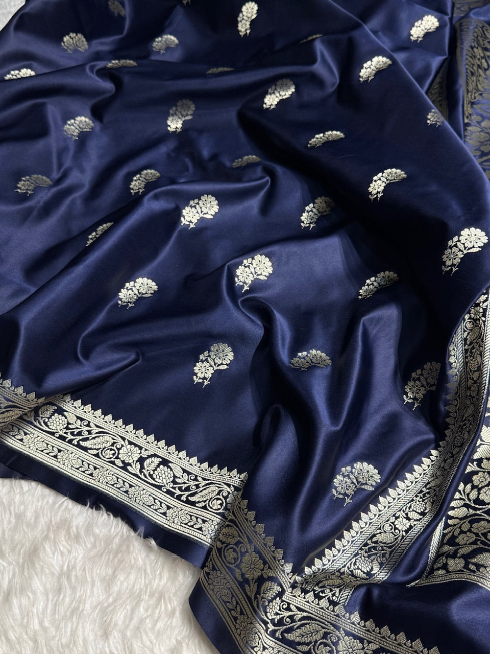 Navy Blue Floral Boota Mashru Silk Saree