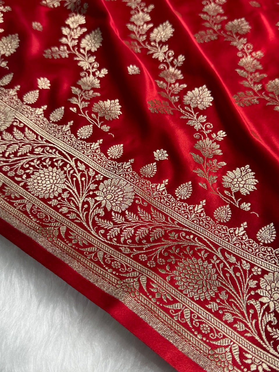 Red Cross & Booti Banarasi Katan Silk Saree SK24